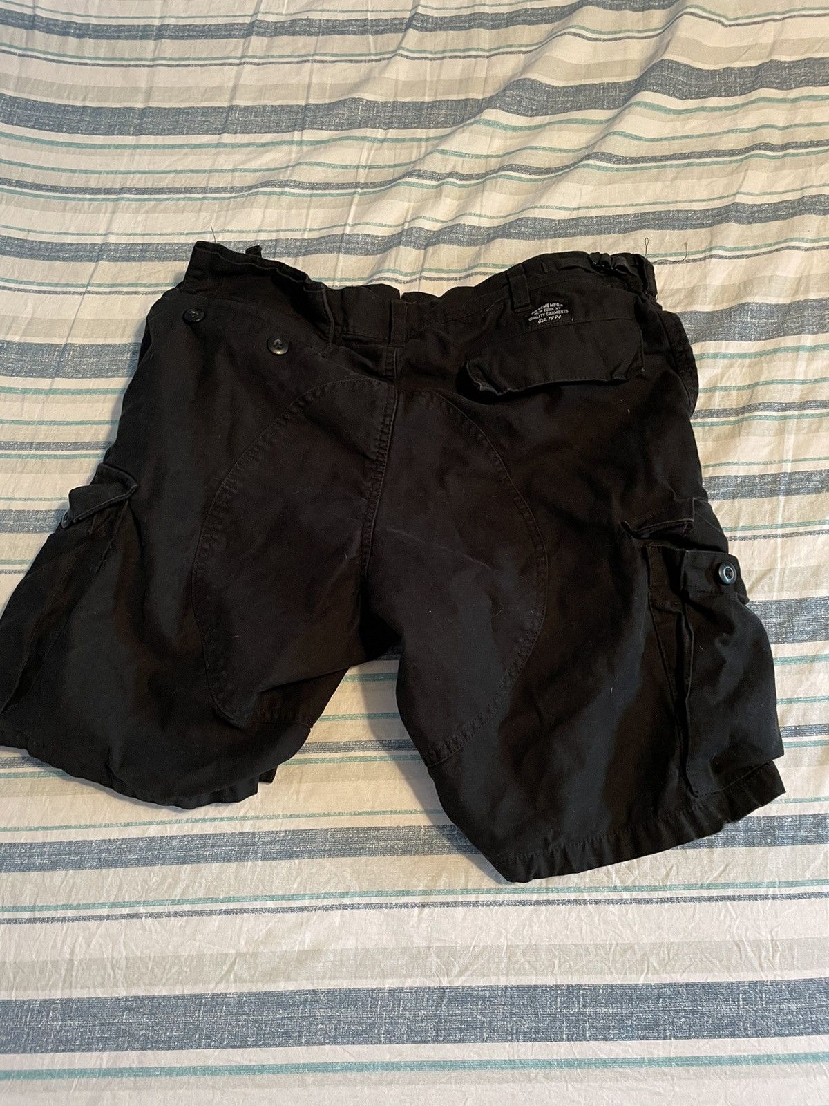 Supreme black supreme cargo shorts Size US 30 / EU 46 - 3 Thumbnail