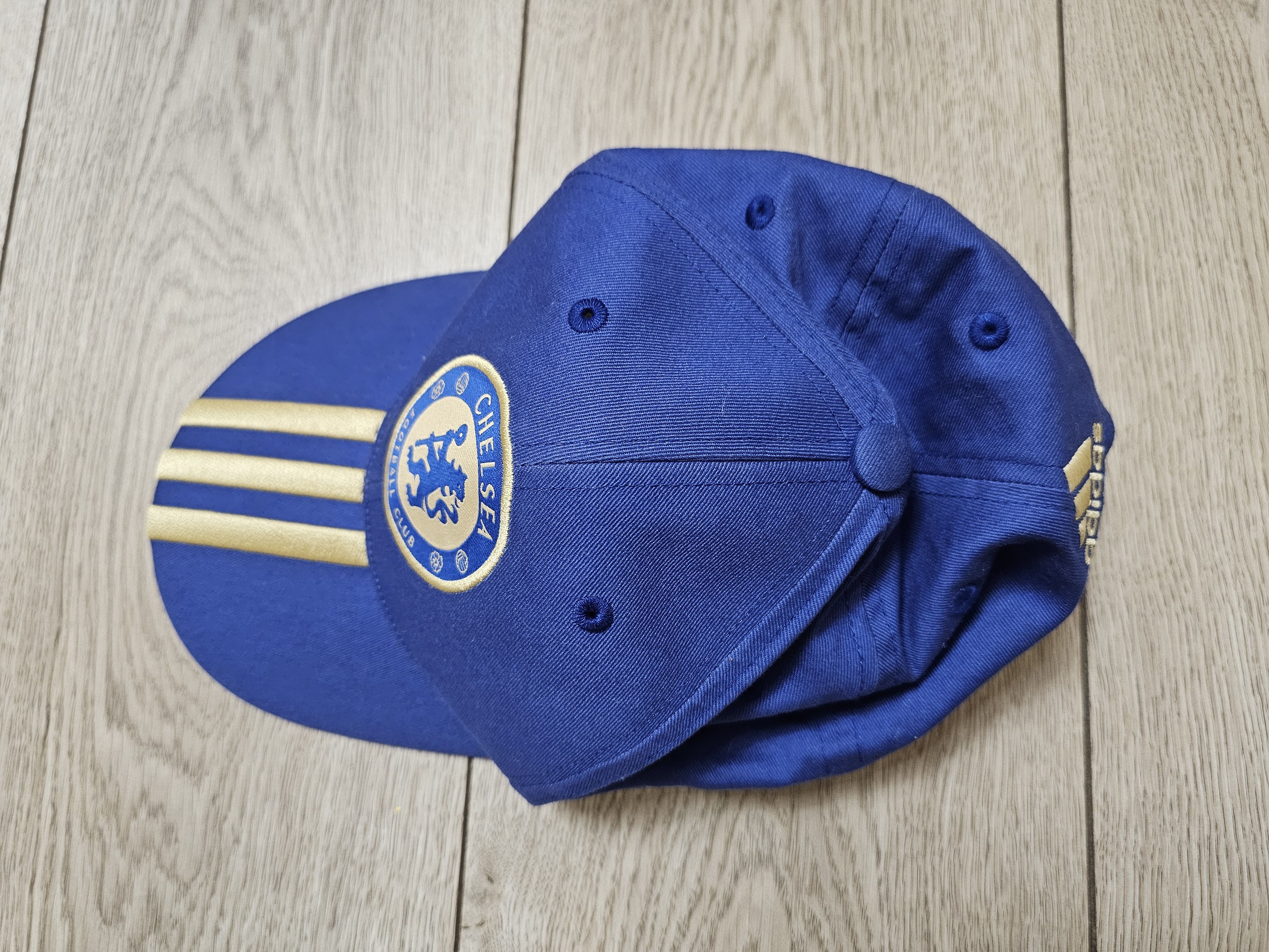 Adidas CHELSEA 2012 CAP FOOTBALL CAP SOCCER CAP RARE Size ONE SIZE - 2 Thumbnail