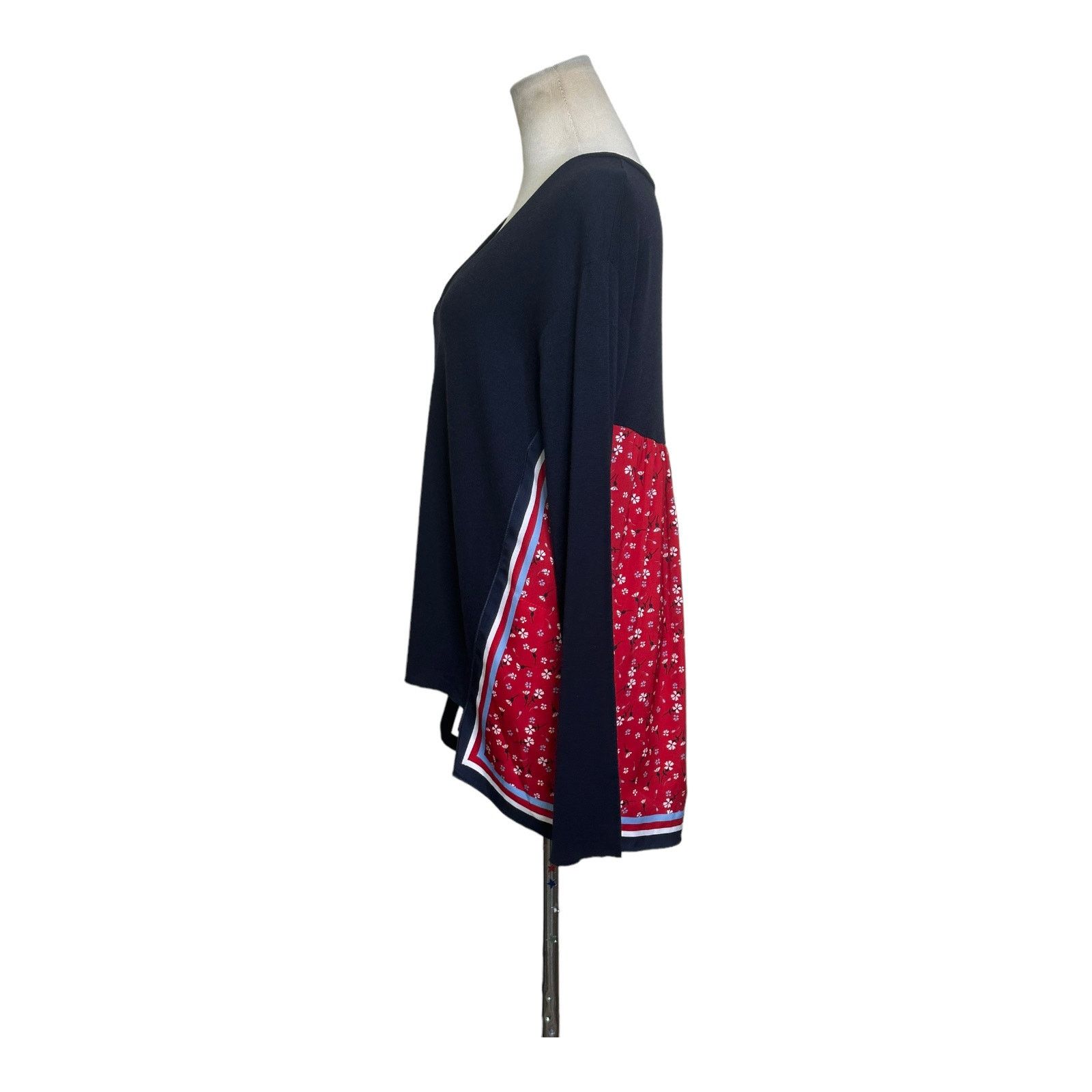 Bailey 44 Bailey/44 black red floral hi low tunic top size small Size S / US 4 / IT 40 - 2 Thumbnail