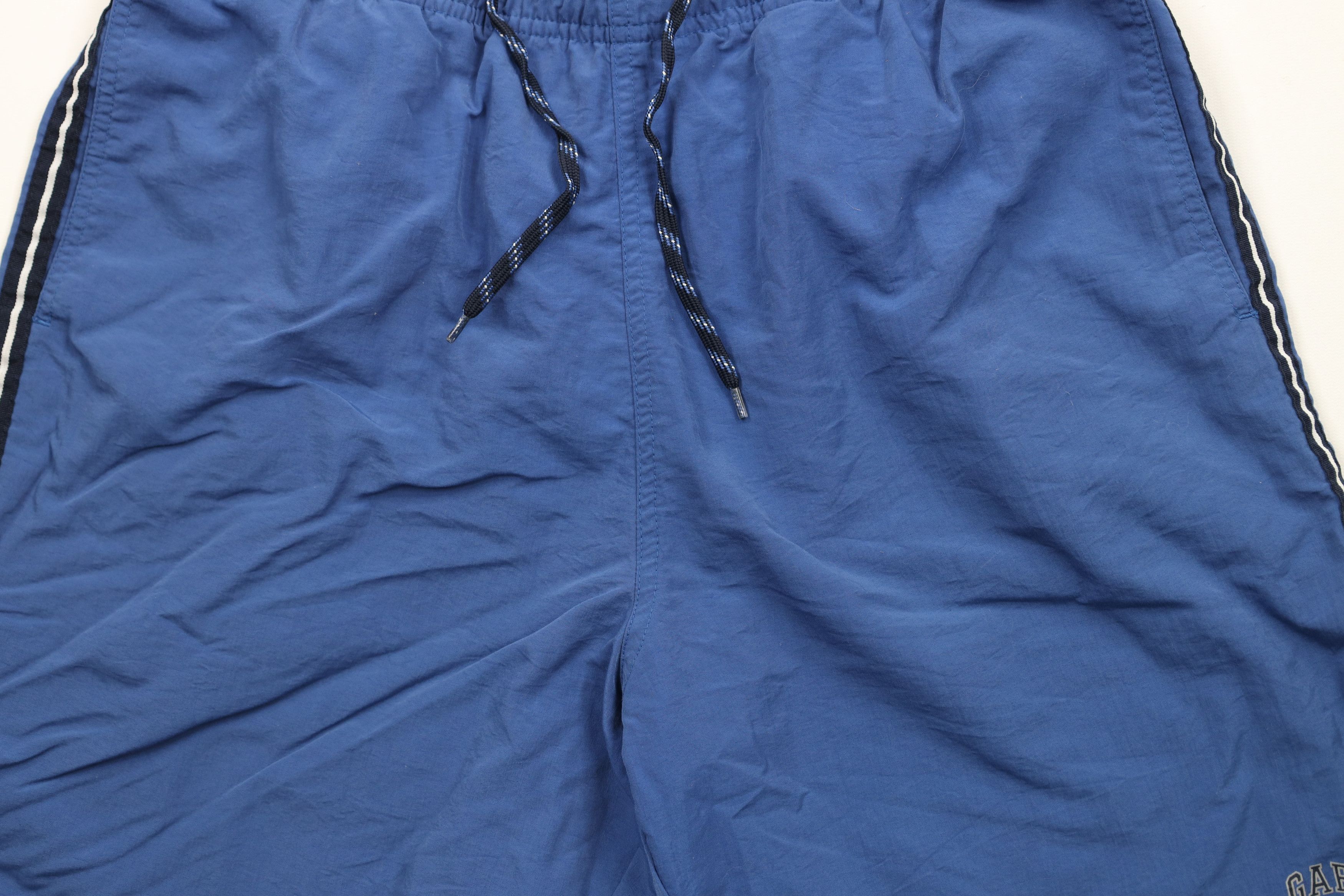 Gap × Vintage Vintage Y2K 2002 Gap Block Letter Striped Lined Shorts Blue Size US 32 / EU 48 - 3 Thumbnail