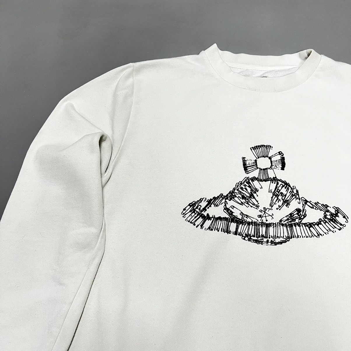 Vivienne Westwood Vivienne Westwood Sweatshirt Big Logo Size US L / EU 52-54 / 3 - 6 Thumbnail