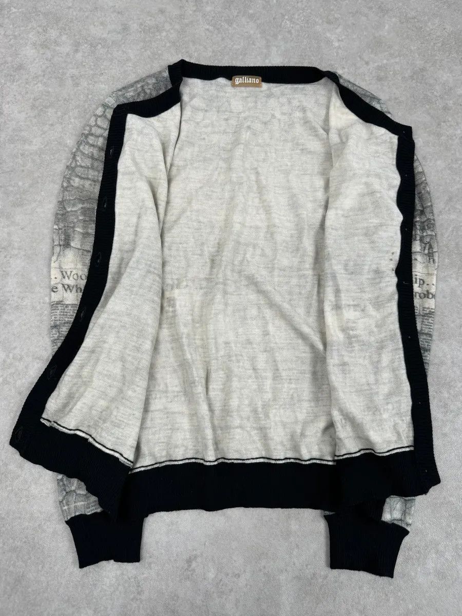 John Galliano 2010s John Galliano Wool White & Grey Newspapers Magazine Cardigan Size S / US 4 / IT 40 - 8 Thumbnail