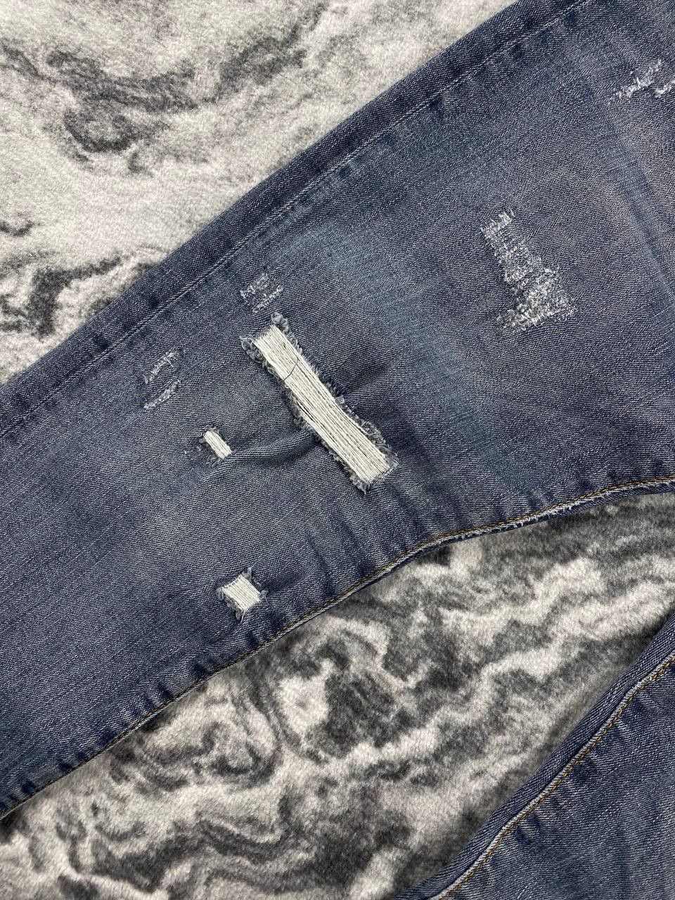 Dolce & Gabbana Vintage Dolce Gabbana Faded Denim Jeans Metal Logo Size US 34 / EU 50 - 9 Thumbnail