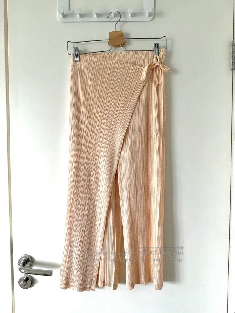 Issey Miyake Issey Miyake Off-white Pleated Skirt Size 31" - 1 Thumbnail