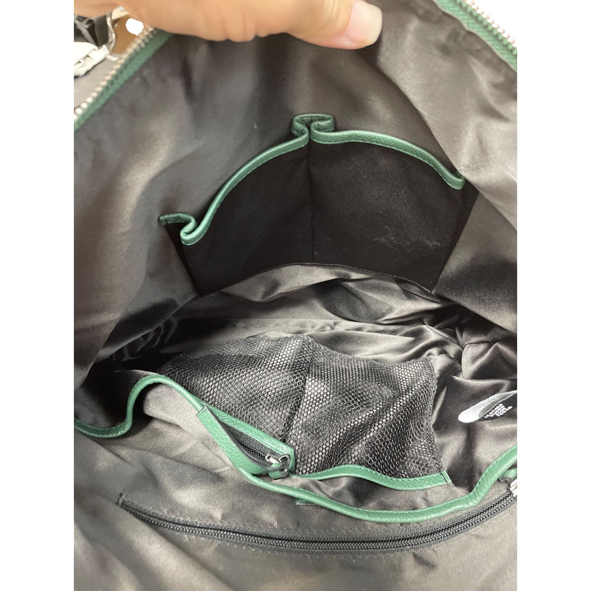 Other Tahari Womans Green Pebbled Leather Tote HandBag Silver Char Size ONE SIZE - 12 Thumbnail