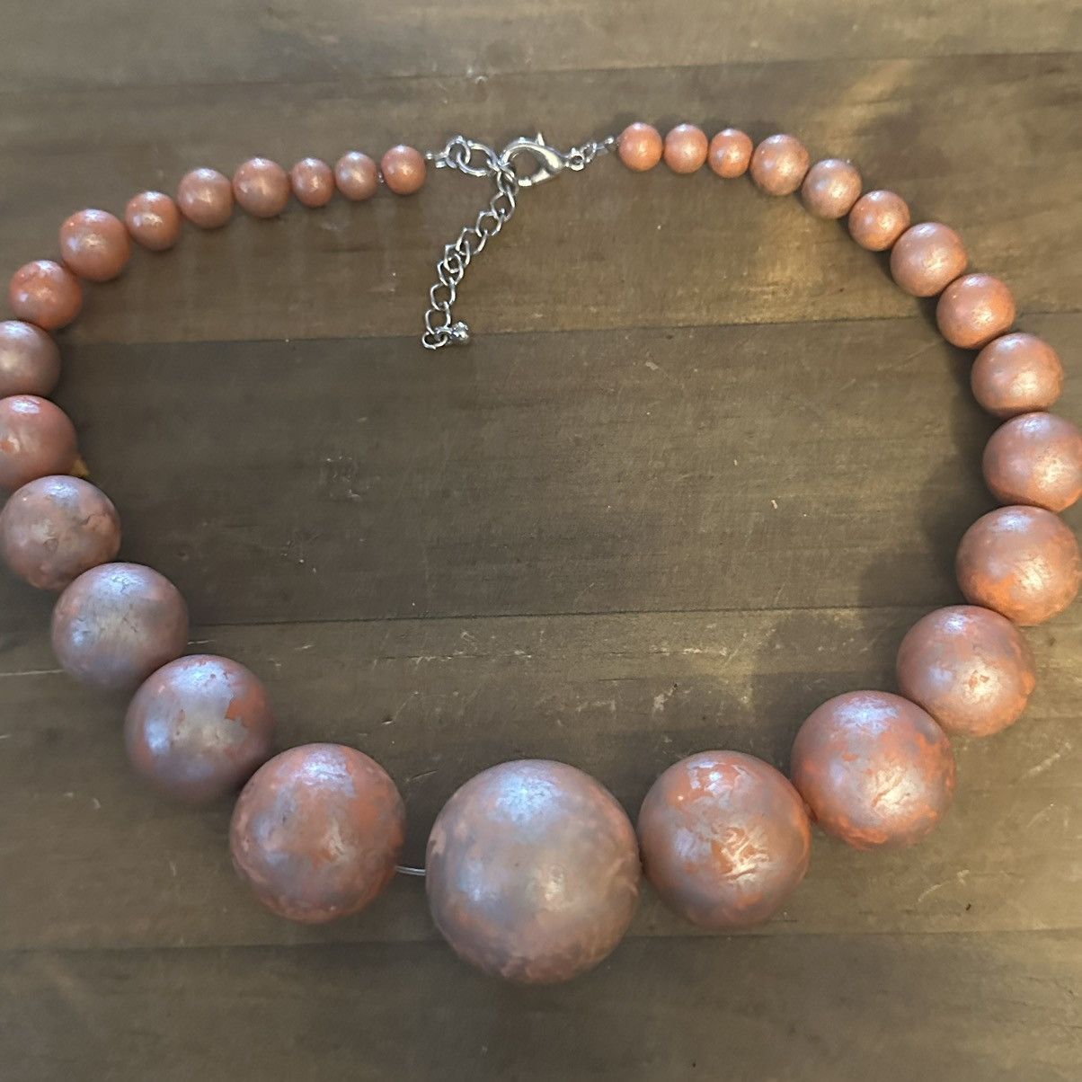 Other Chunky pink swirly wood bead necklace Size ONE SIZE - 2 Thumbnail