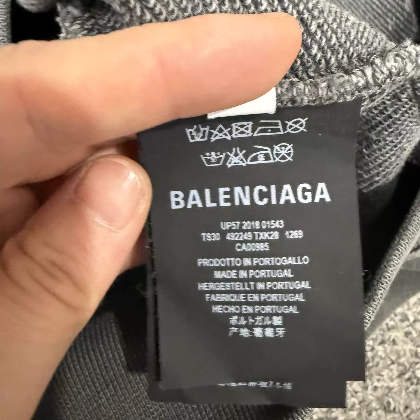 Balenciaga Balenciaga Portrait Gray Hoodie Size S Size US S / EU 44-46 / 1 - 4 Thumbnail