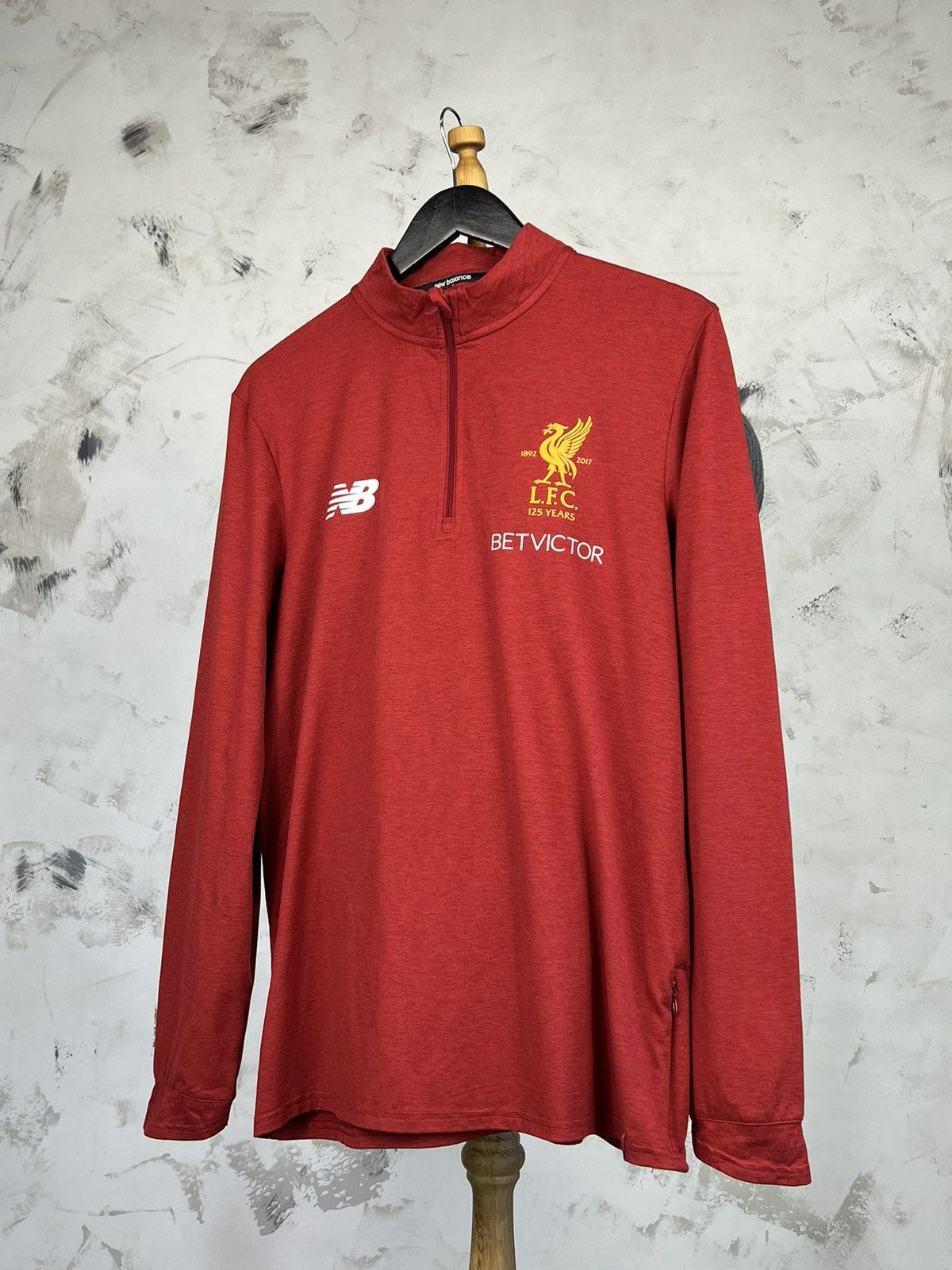 New Balance New Balance Liverpool Training Long Sleeve Jersey Size L-XL Size US L / EU 52-54 / 3 - 1 Thumbnail
