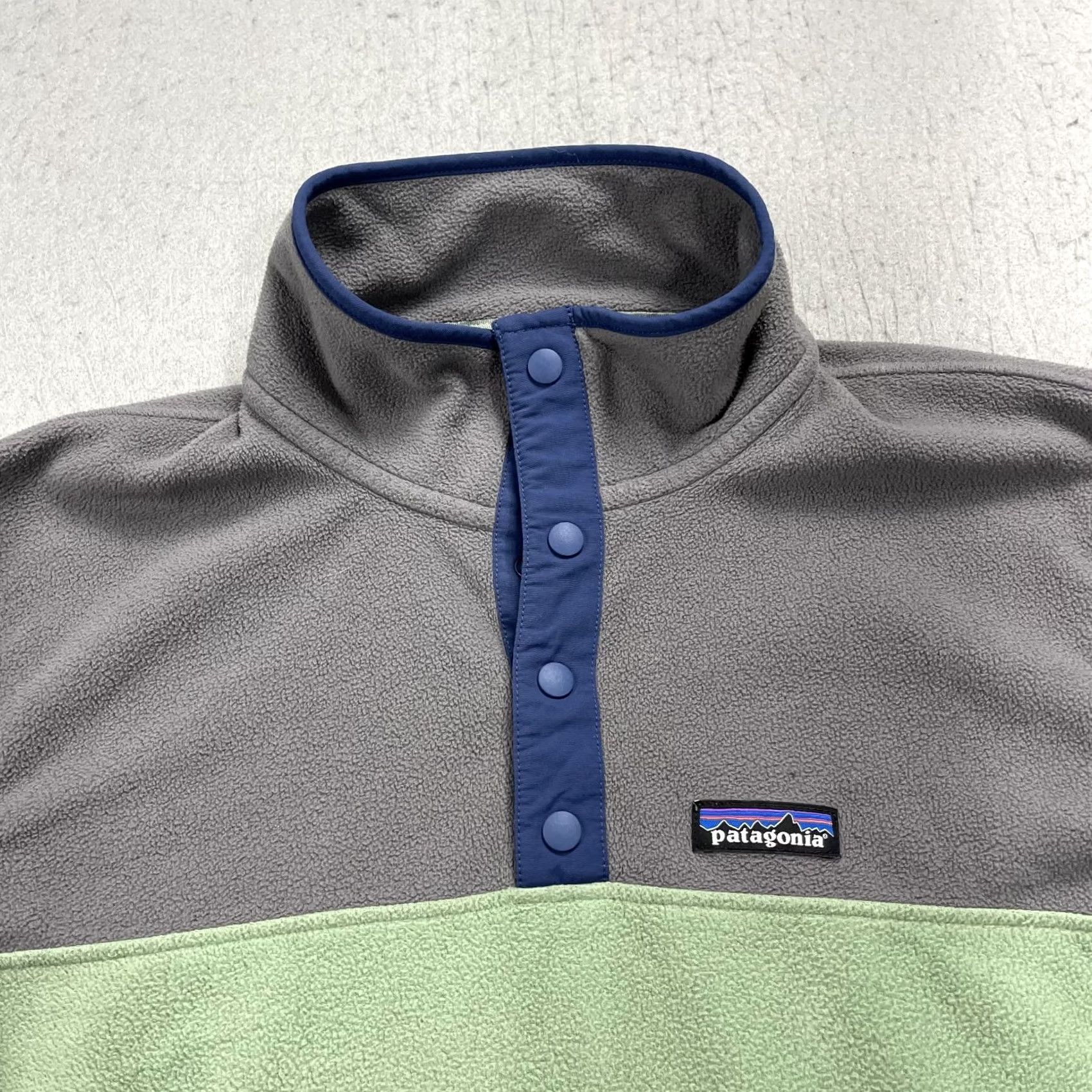 Patagonia Patagonia Jacket Mens Medium Green Gray Micro D Snap T Fleece Pullover Outdoor Size US M / EU 48-50 / 2 - 2 Thumbnail
