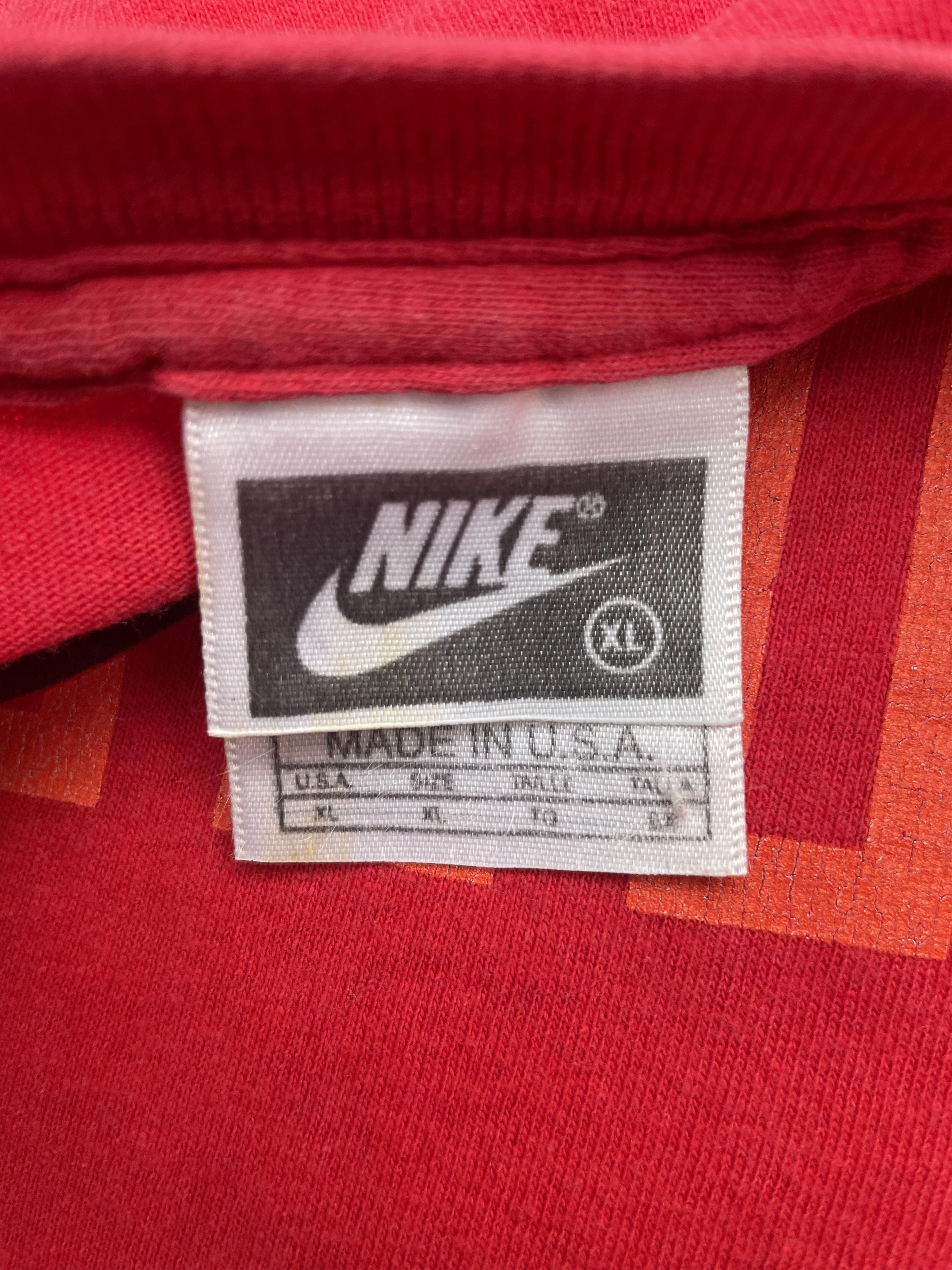 Nike × Vintage Vintage 90's Nike T-shirt Size US L / EU 52-54 / 3 - 8 Thumbnail