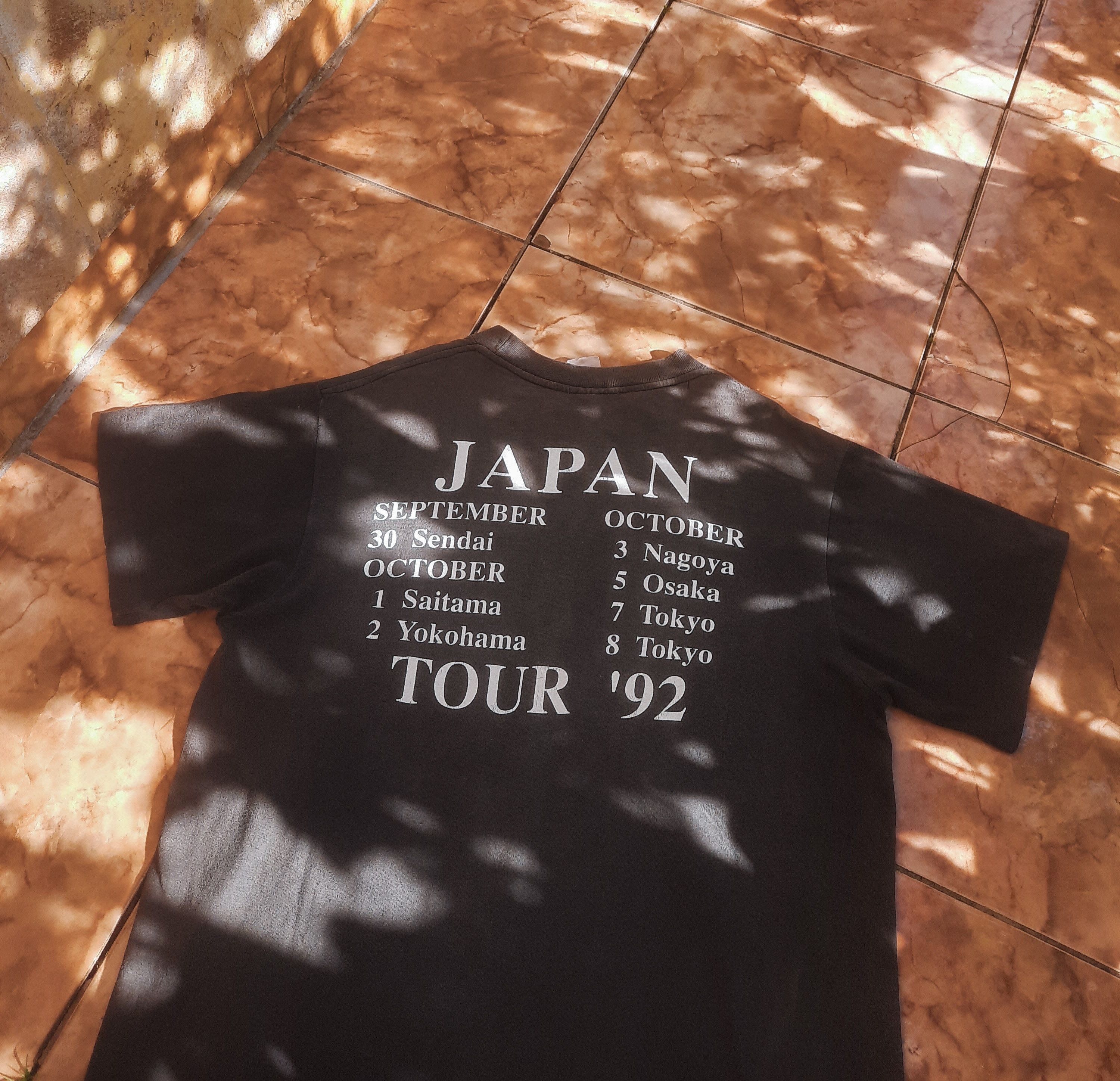 Band Tees SKID ROW 1991 JAPAN TOUR Size US L / EU 52-54 / 3 - 3 Thumbnail