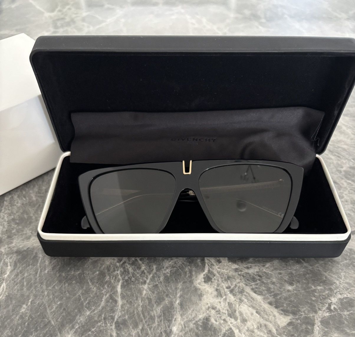 Givenchy Givenchy Sunglasses Size ONE SIZE - 14 Thumbnail