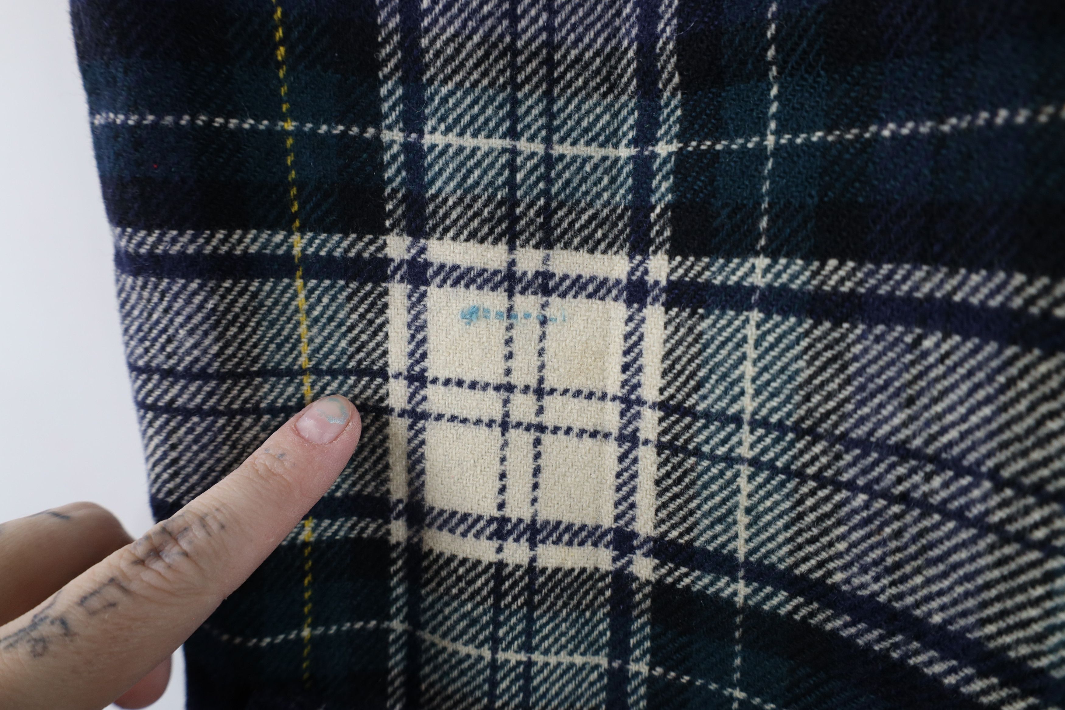 Vintage Vintage 90s Streetwear Wool Button Vest Jacket Plaid Size M / US 6-8 / IT 42-44 - 5 Thumbnail