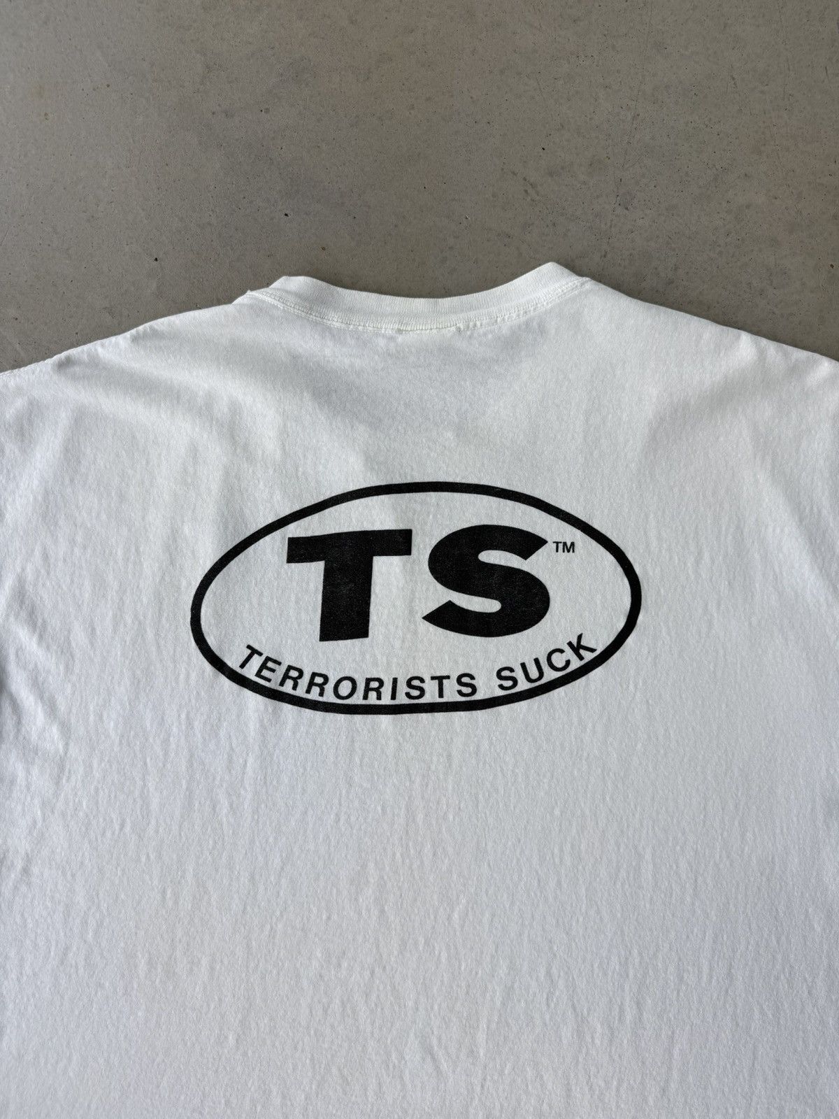 Vintage Vintage 00’s Terrorists Suck Funny Script T-Shirt Size US XXL / EU 58 / 5 - 3 Thumbnail