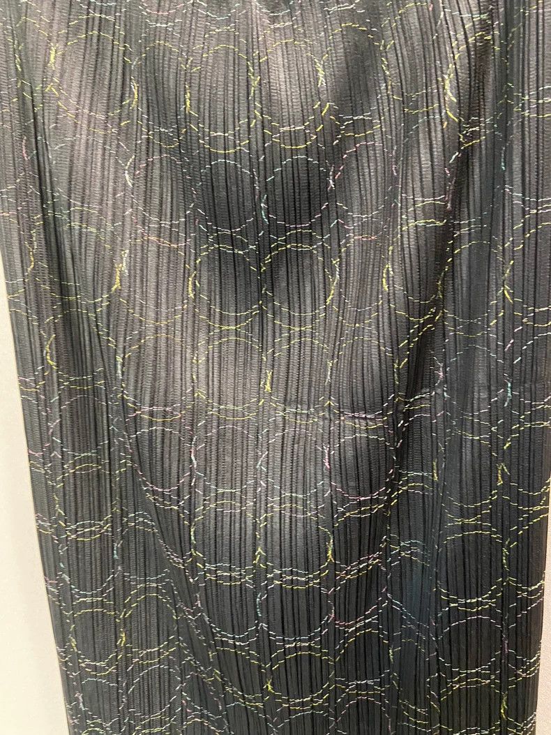 Issey Miyake Issey Miyake size:2 Colorful embroidered circle skirt Size 22" - 4 Thumbnail