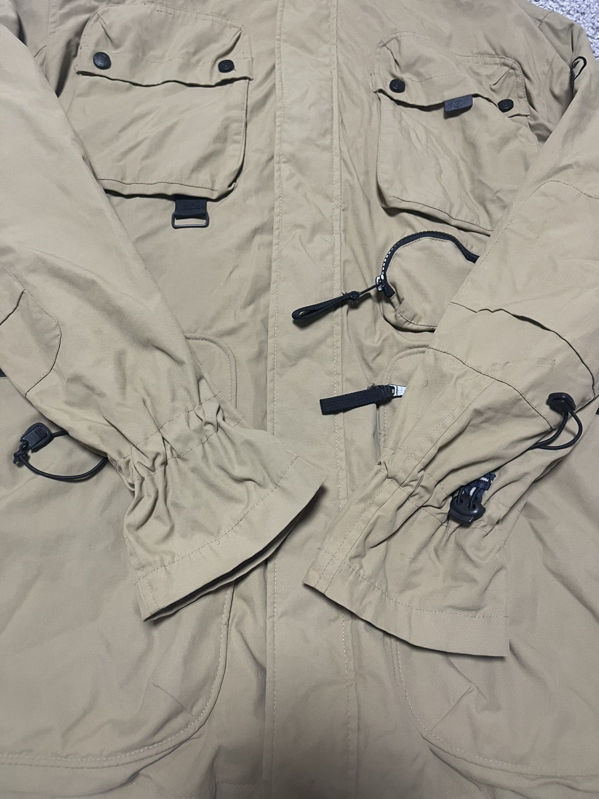 Strellson Strellson RARE Swiss protection multipocket parka size L Size US L / EU 52-54 / 3 - 13 Thumbnail
