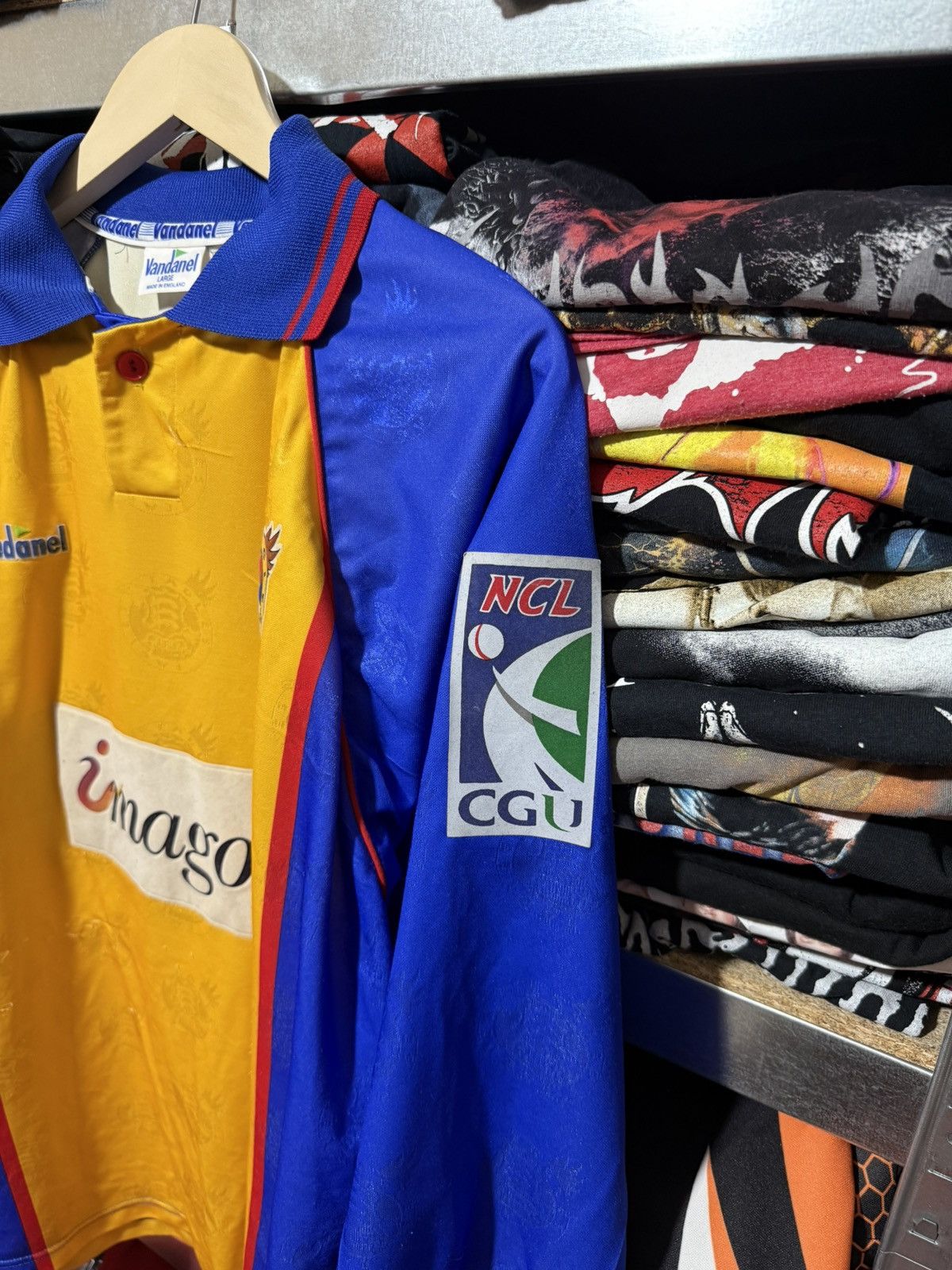 Vintage Vintage Essex Eagles Petters #18 Match Worn Cricket Jersey Size US XL / EU 56 / 4 - 7 Thumbnail
