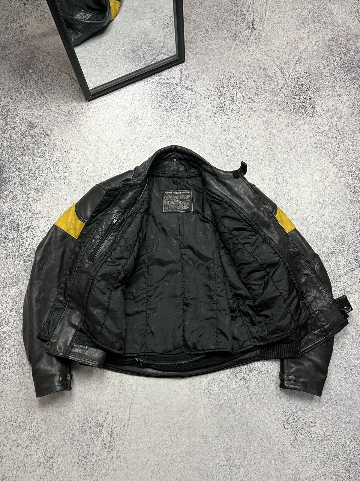 Genuine Leather Richa Black Moto Leather Jacket Vintage Racing Bike Size US S / EU 44-46 / 1 - 16 Thumbnail