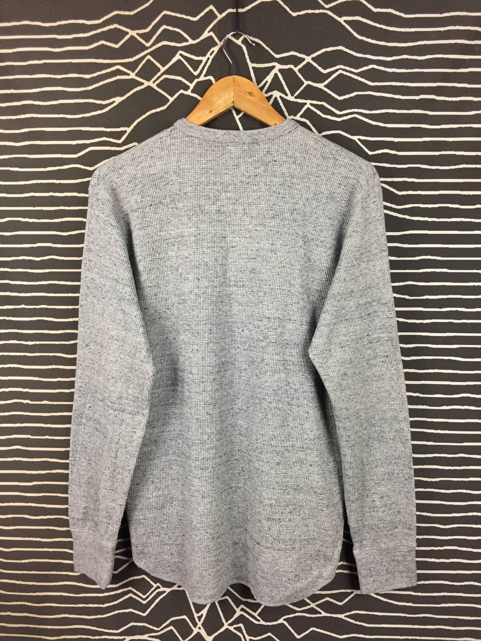 Uniqlo Uniqlo Waffle Knit Henley Long Sleeve Tee Size L Size US L / EU 52-54 / 3 - 5 Thumbnail