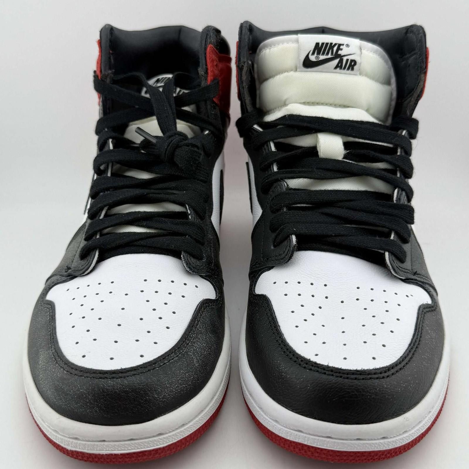Nike Jordan 1 Satin Black Toe 10.5W Used OG Box Size US 9 / IT 39 - 3 Thumbnail