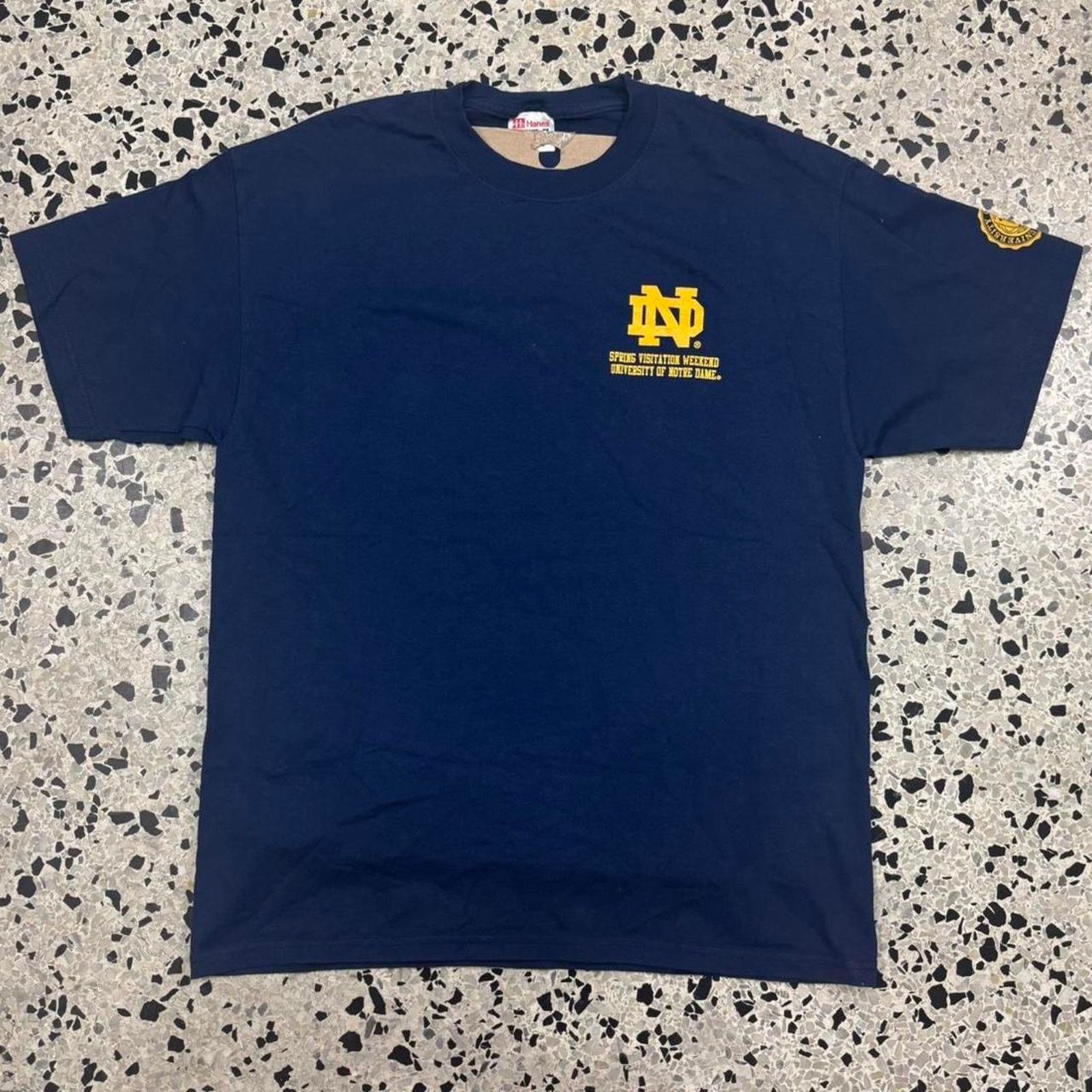 Hanes × Vintage VINTAGE Y2K UNIVERSITY OF NOTRE DAME VISITATION WEEKEND TEE: Size US L / EU 52-54 / 3 - 2 Thumbnail