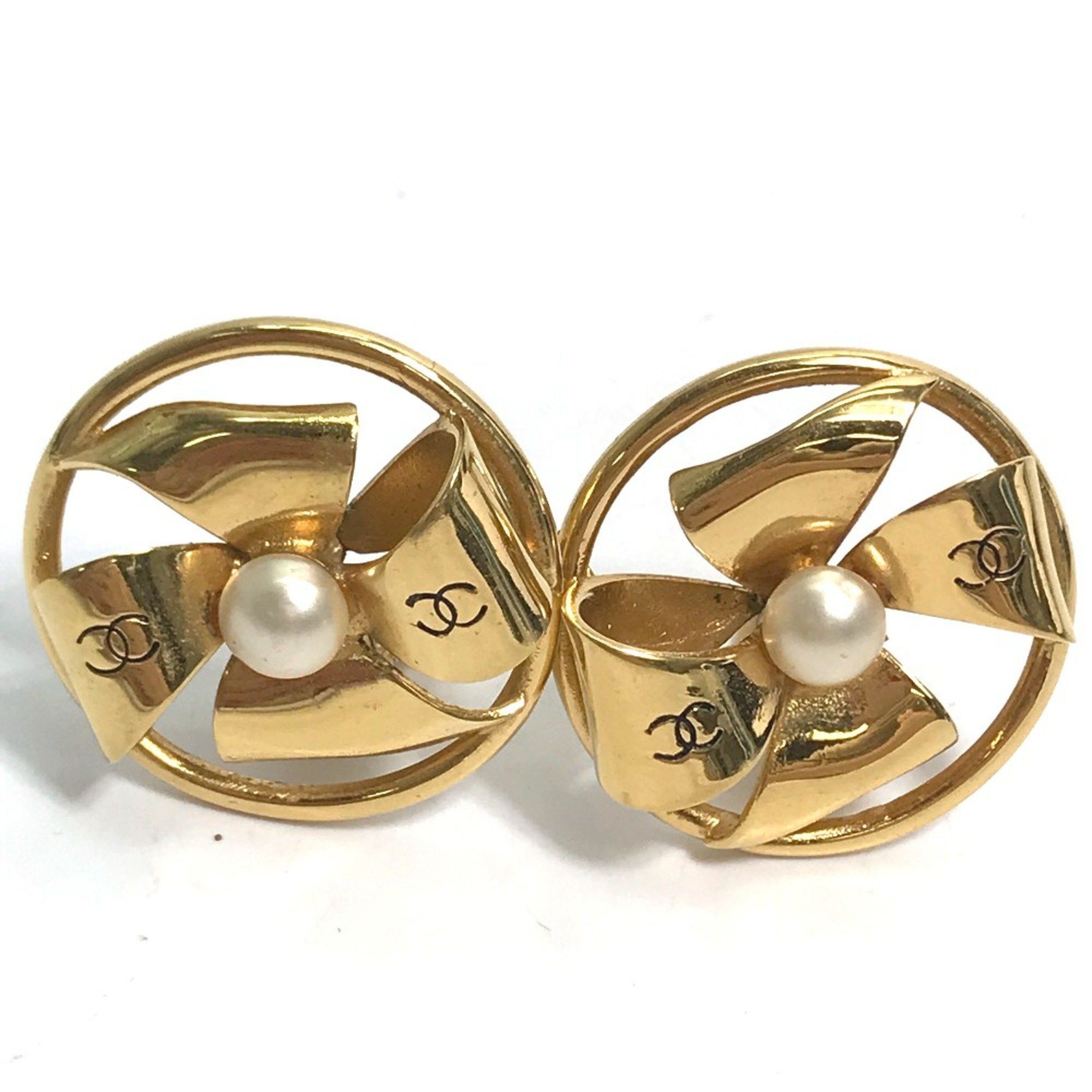 Chanel Chanel vintage CC Mark Earrings Gold Size ONE SIZE - 1 Thumbnail