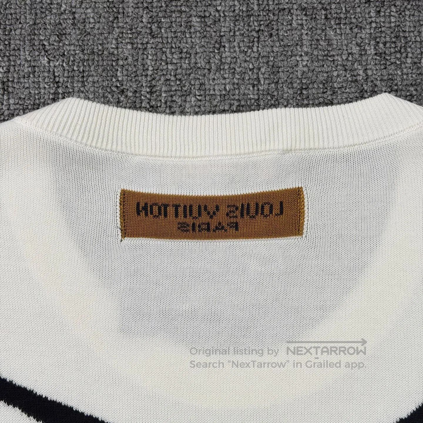 Louis Vuitton LV Curved Large Logo Beige Knit Tee. Size US XL / EU 56 / 4 - 8 Thumbnail