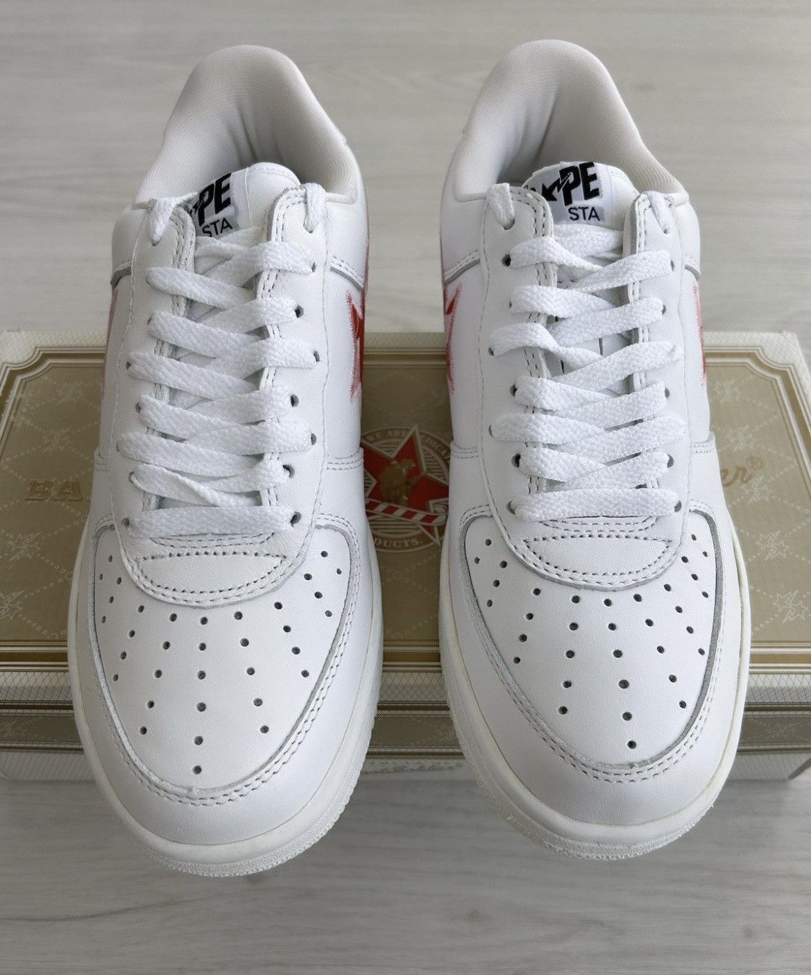 Bape × Kaws VERY RARE OG 2005 A BATHING APE X KAWS PINK CAMO BAPESTA Size US 8 / EU 41 - 2 Thumbnail