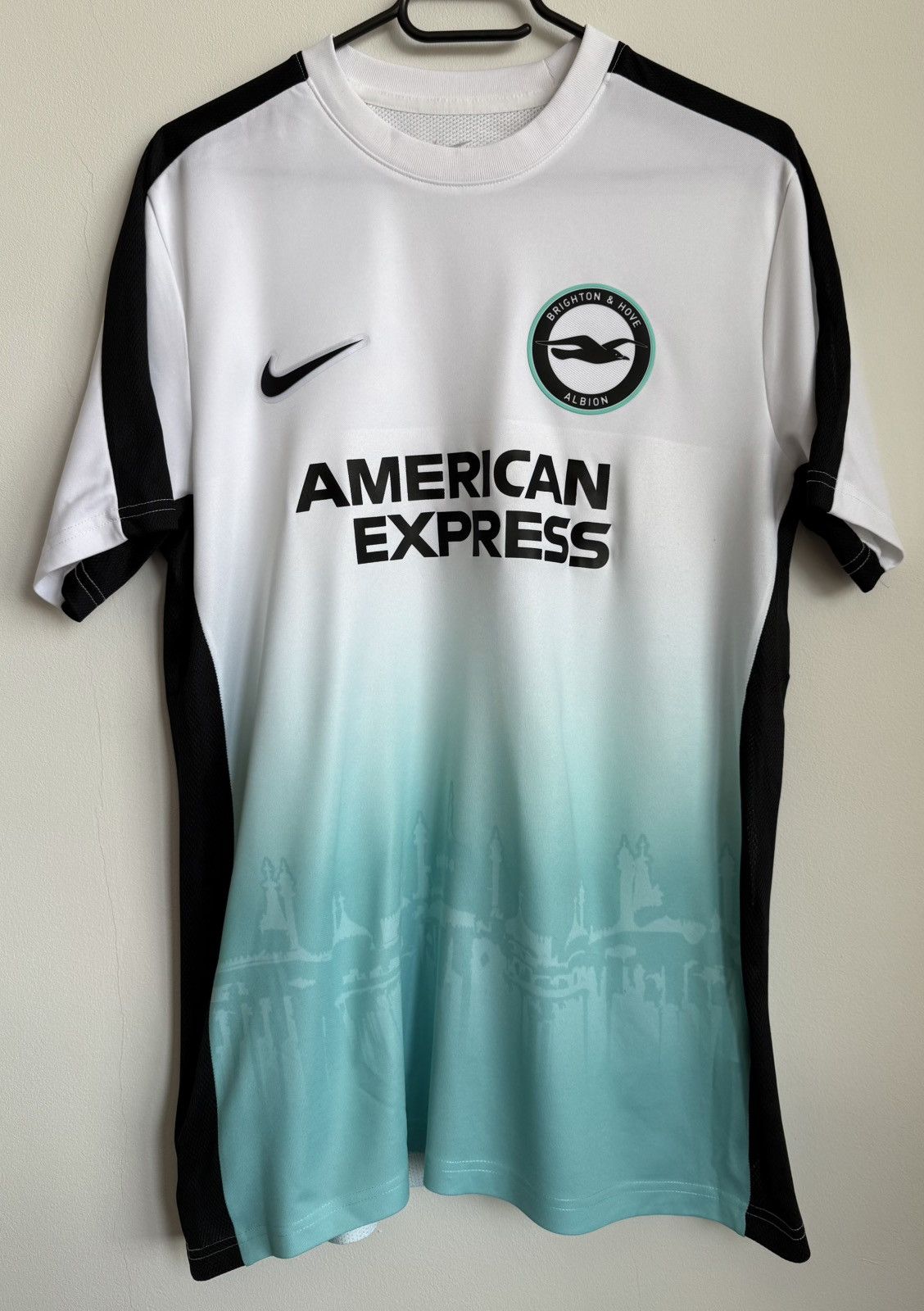 Nike Nike Brighton & Hove Albion 23/24 Europa League Jersey Size US M / EU 48-50 / 2 - 1 Thumbnail