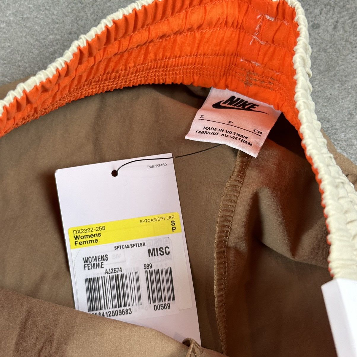Nike Nike jogger pants S swoosh brown streetwear Size US 30 / EU 46 - 3 Thumbnail