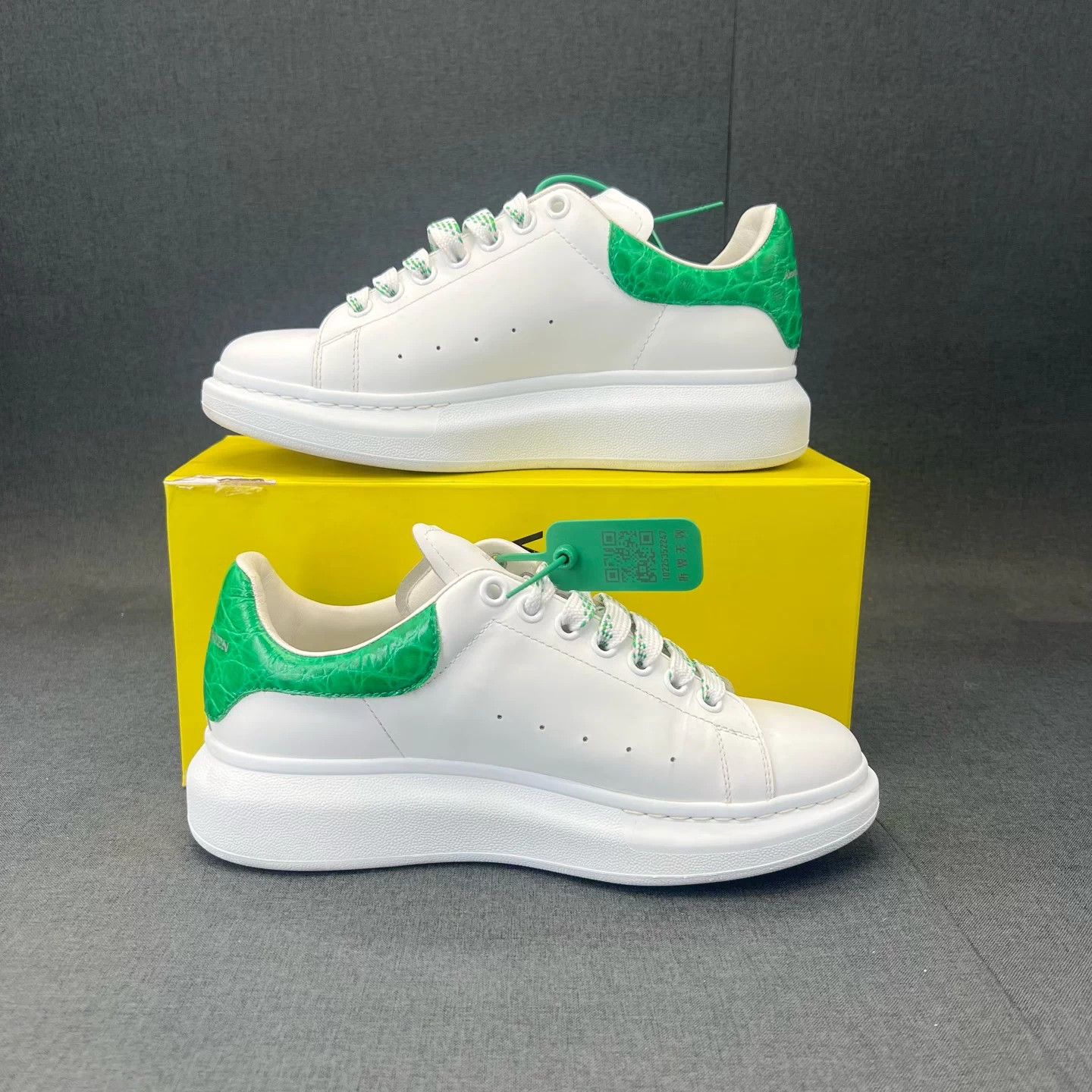 Alexander McQueen McQ White/Green Croc Embossed 40.5 MINT Size US 7.5 / EU 40-41 - 2 Thumbnail
