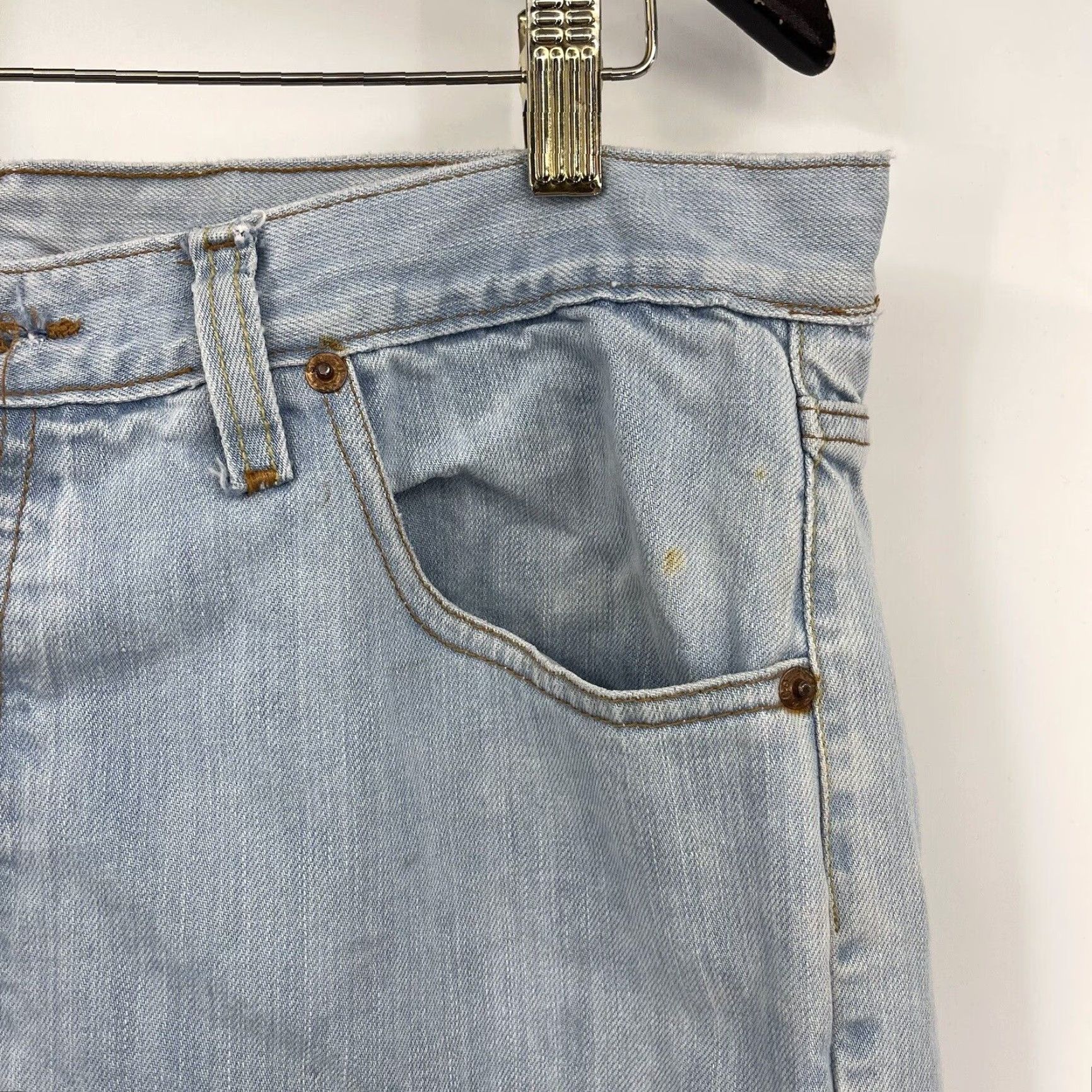 Levi's VINTAGE Levi's 501 Jeans Denim Blue 36x30 USA Button Fly 1992 Levi's 501 Series Men Jeans 5-Pocket Distressed Regular Blue 36 Mens Size US 36 / EU 52 - 7 Thumbnail