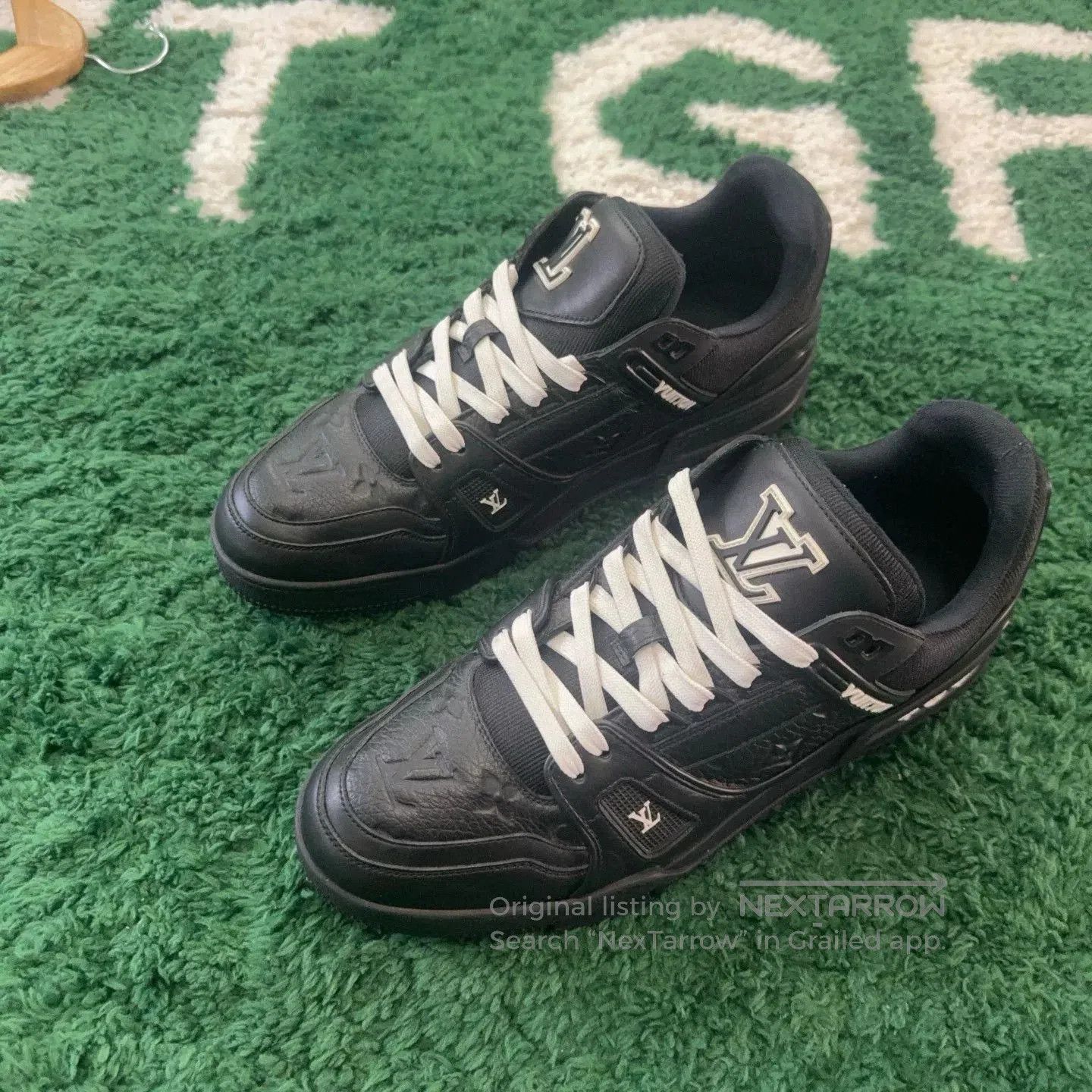 Louis Vuitton louis vuitton black trainer low. Size US 9 / EU 42 - 1 Thumbnail