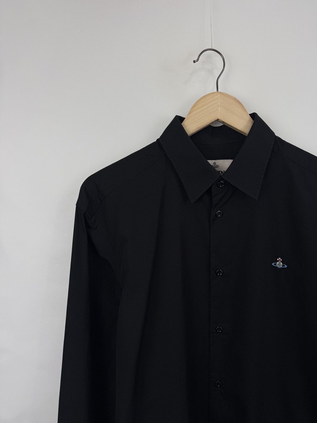 Vivienne Westwood 🇮🇹 Vivienne Westwood Orb Embroidered Luxury Classic Shirt Size US L / EU 52-54 / 3 - 3 Thumbnail