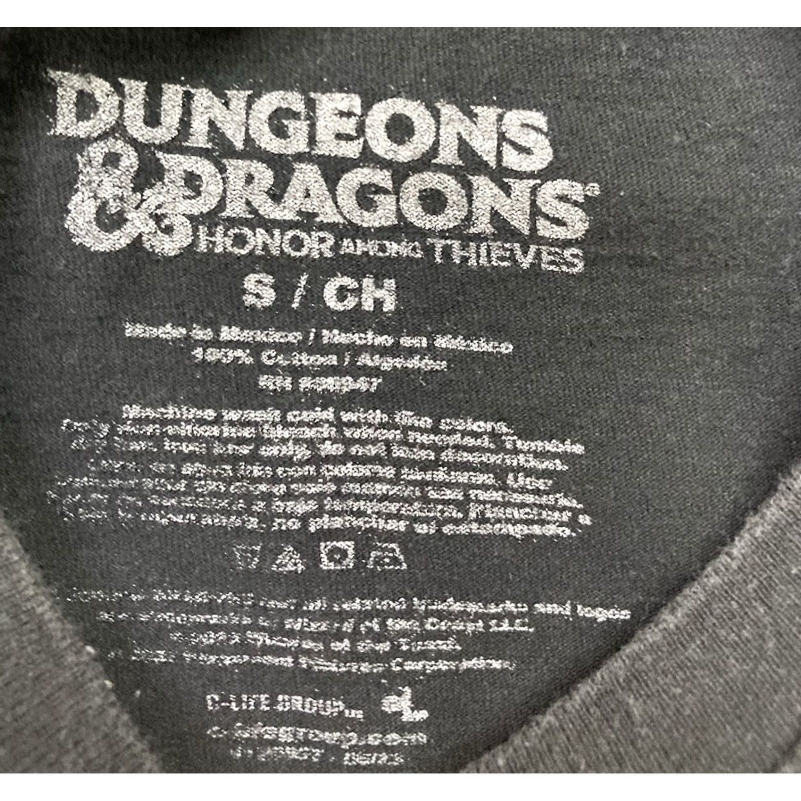 Vintage Dungeons & Dragons Logo Graphic T-shirt Women Small Black Short Sleeve Size S / US 4 / IT 40 - 4 Thumbnail