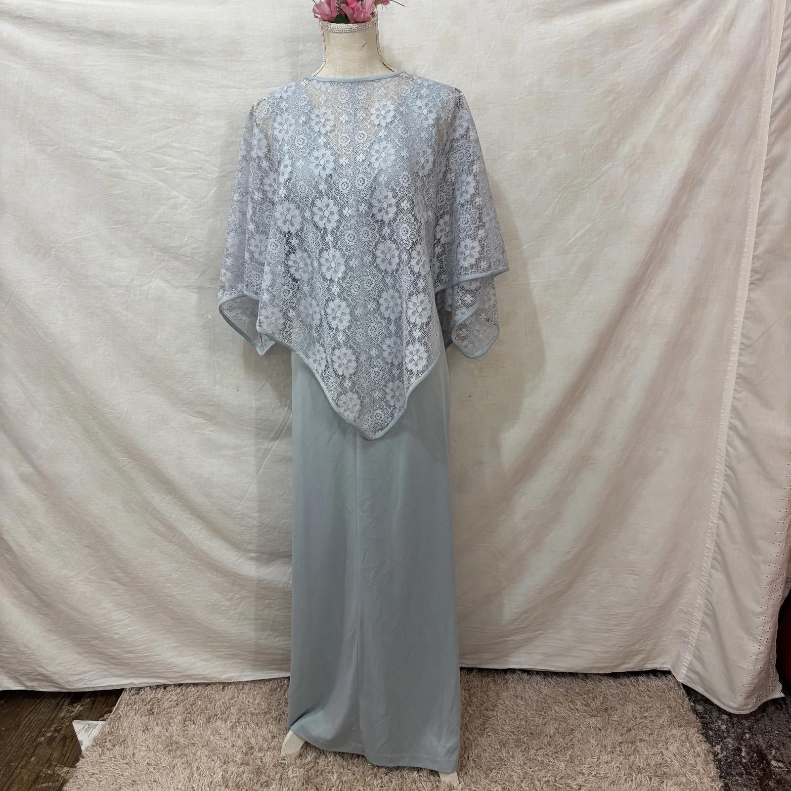Other Vtg 70s powder blue lace capelet empire waist maxi dress Size M / US 6-8 / IT 42-44 - 1 Thumbnail