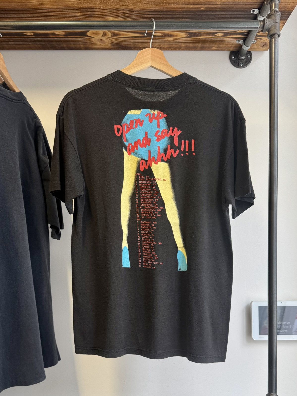 Band Tees 1988 Scorpions “Open Up And Say Ahhh” t-shirt Size US M / EU 48-50 / 2 - 2 Thumbnail