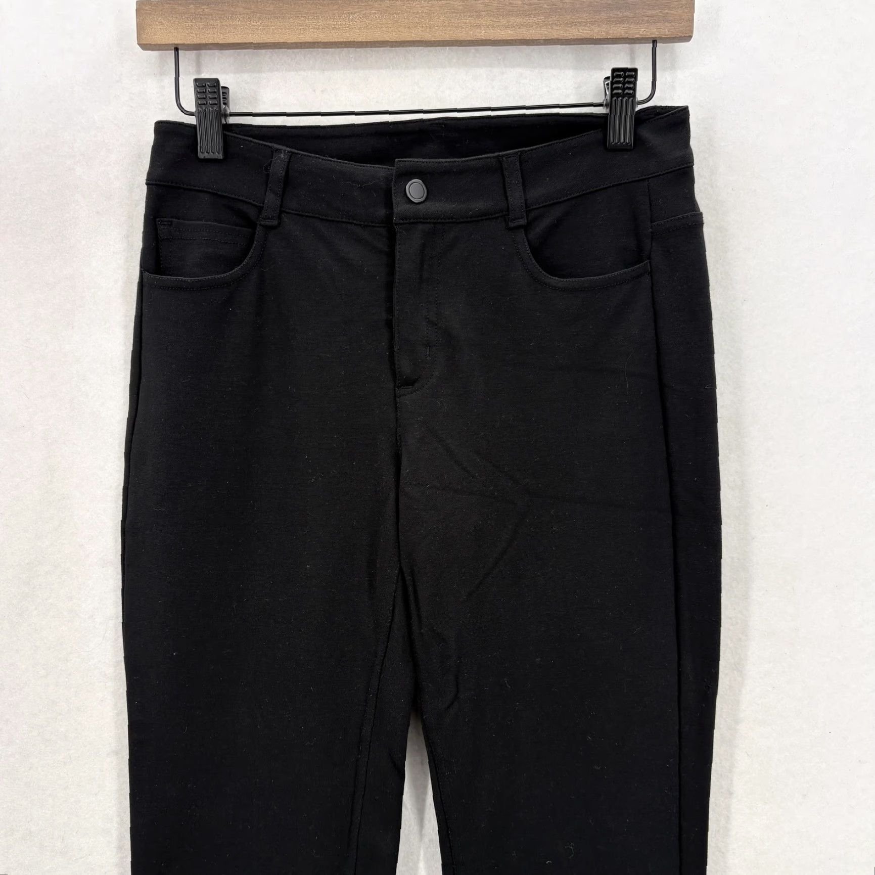 Athleta Athleta Black Ponte Knit Skinny Jegging Pants Womens 2 Stretch Pockets Casual Slim Skinny 31in 28in Inseam Pants Essentials Women =INVALID Size 26" / US 2 / IT 38 - 2 Thumbnail