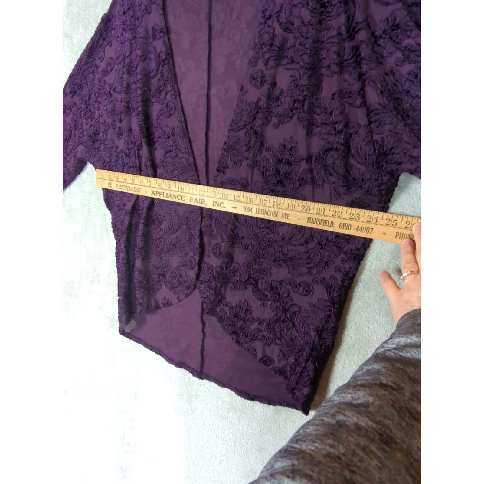 Velvet VINTAGE Boho Purple Floral Burnout Velvet Kimono Open Front Sz M Whimsigoth Fairy Size M / US 6-8 / IT 42-44 - 7 Thumbnail