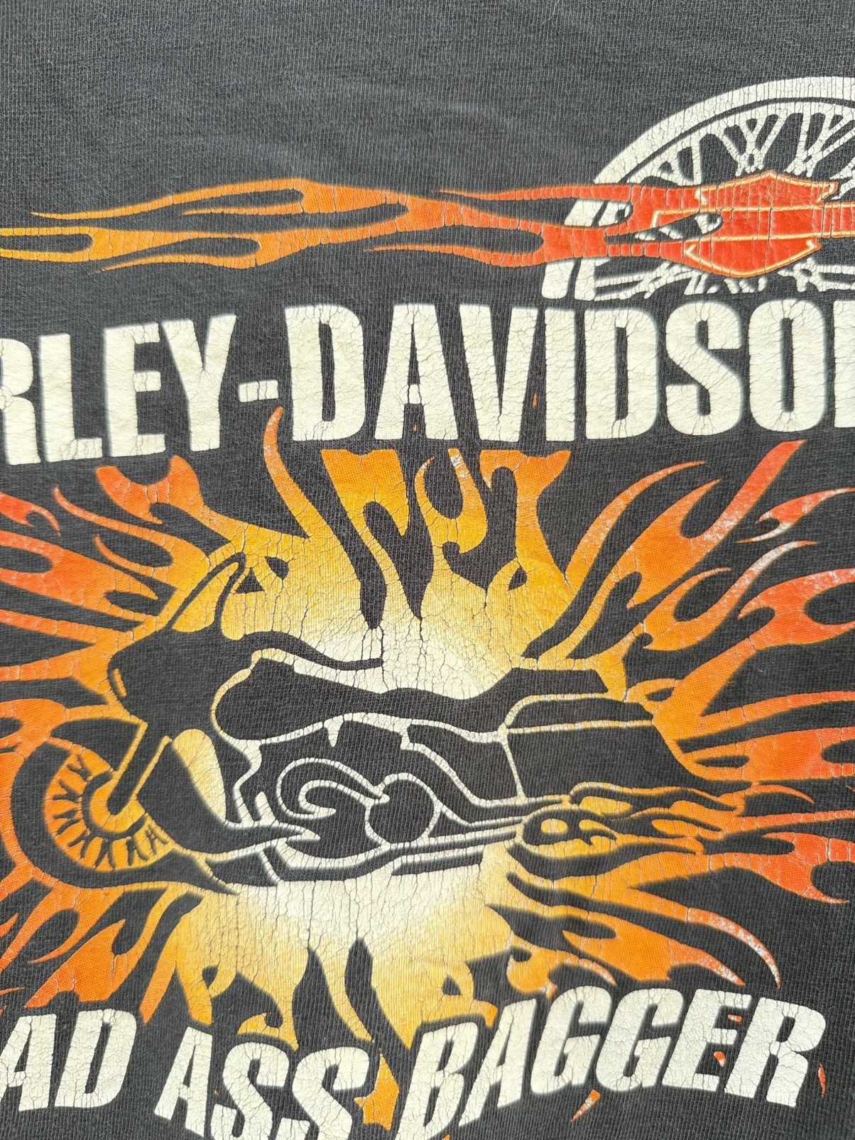 Harley Davidson Thrashed Vintage Harley Davidson Flame Bad Ass Bagger Tee Size US L / EU 52-54 / 3 - 4 Thumbnail