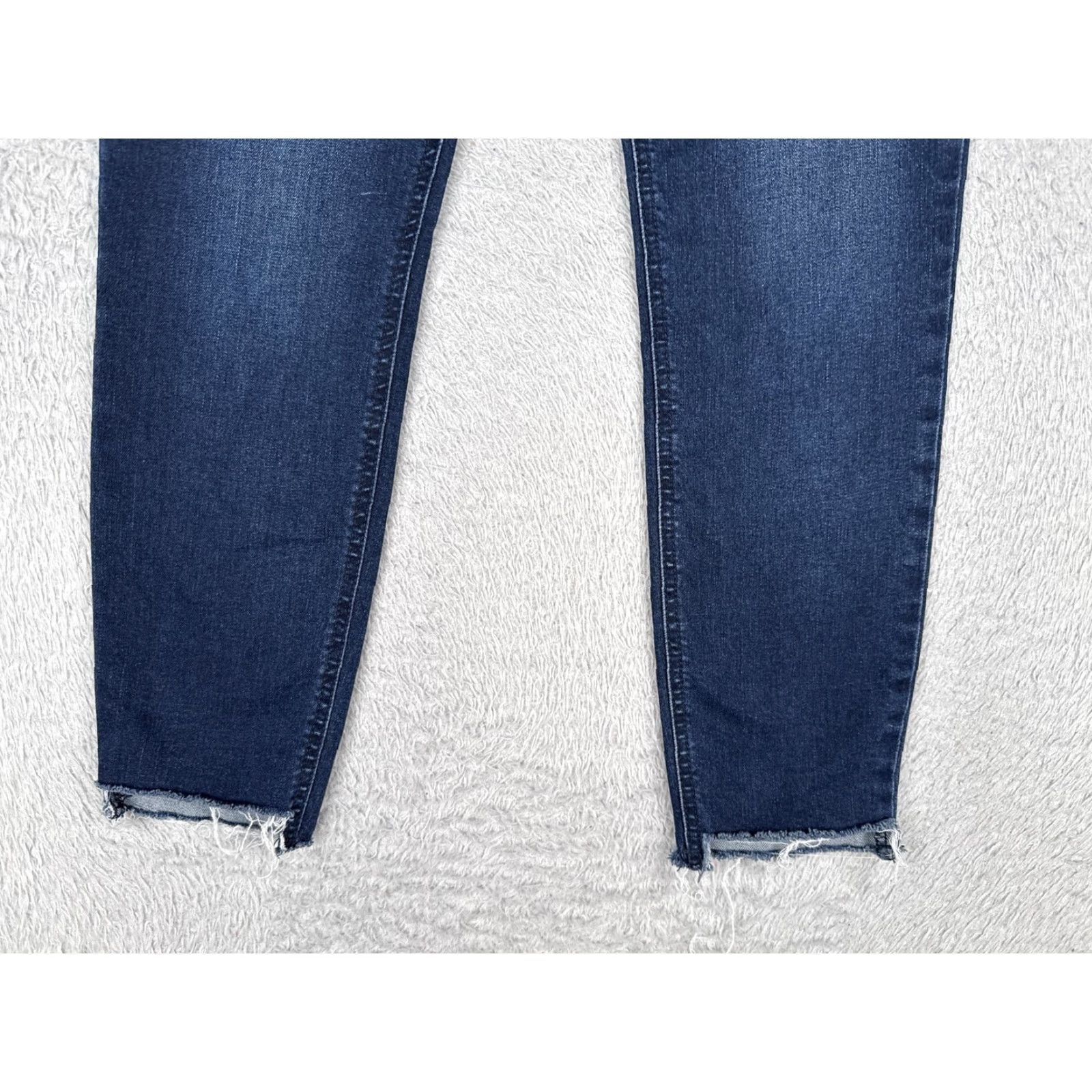 Old Navy Old Navy Jeans Womens 6 Rockstar Super Skinny Ankle Dark Wash Raw Hem Stretch Size 28" / US 6 / IT 42 - 2 Thumbnail