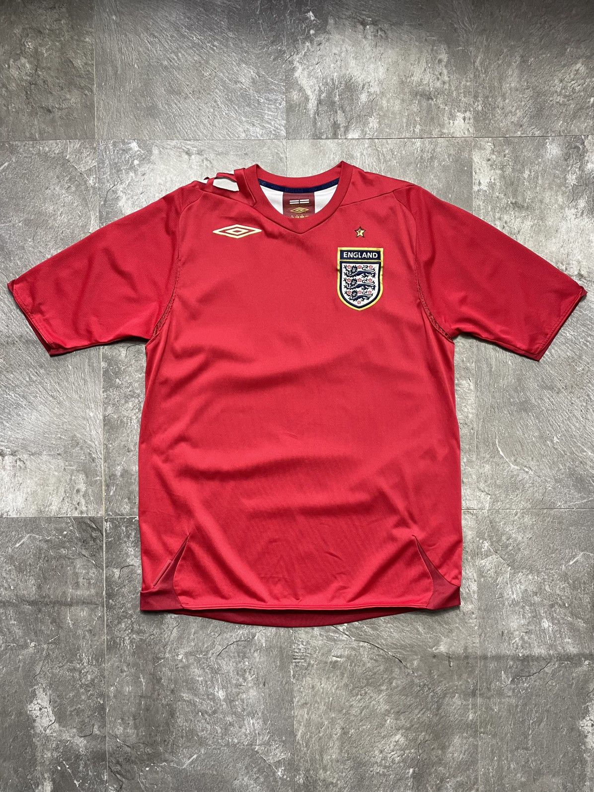 Umbro Umbro England 2006 2008 National Team Soccer Jersey Red M Size US M / EU 48-50 / 2 - 1 Thumbnail