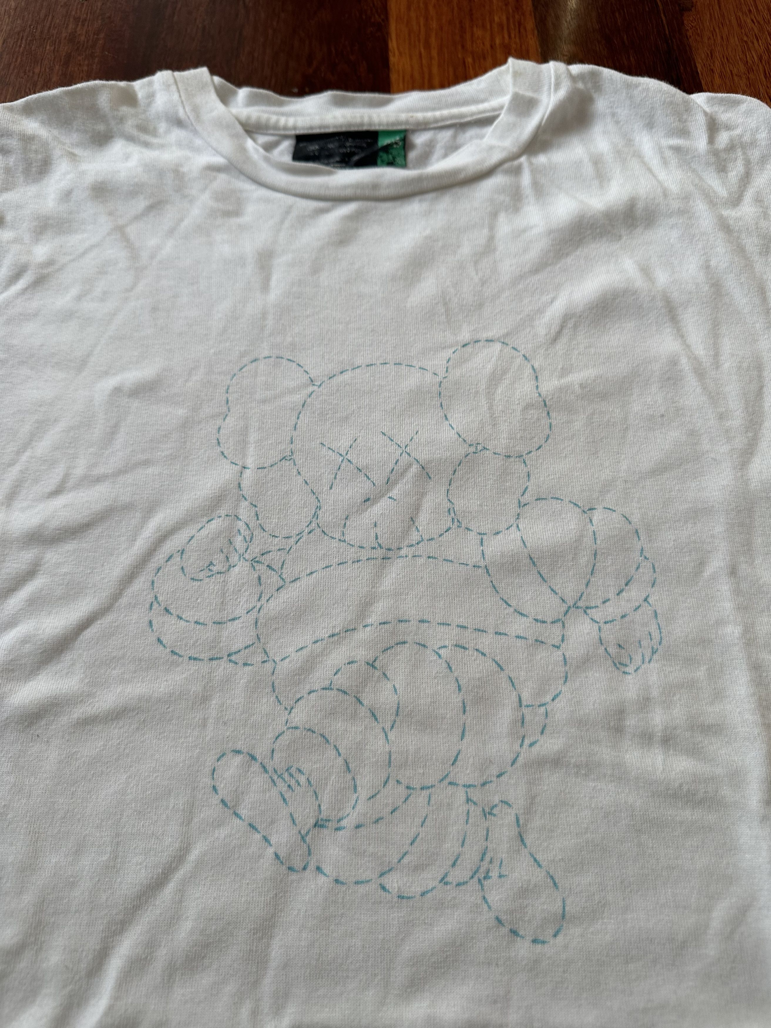 Kaws × Undercover Undercover x Kaws S/S 2000 Chum Tee Size US XL / EU 56 / 4 - 2 Thumbnail