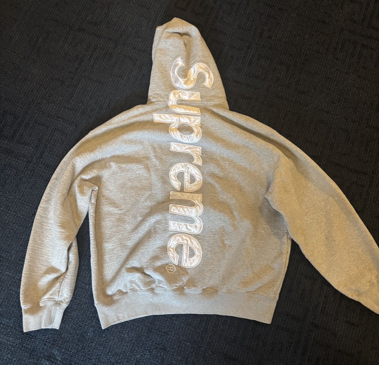 Supreme Supreme Satin Appliqué Hooded Sweatshirt 'Heather Grey' Size US L / EU 52-54 / 3 - 1 Thumbnail