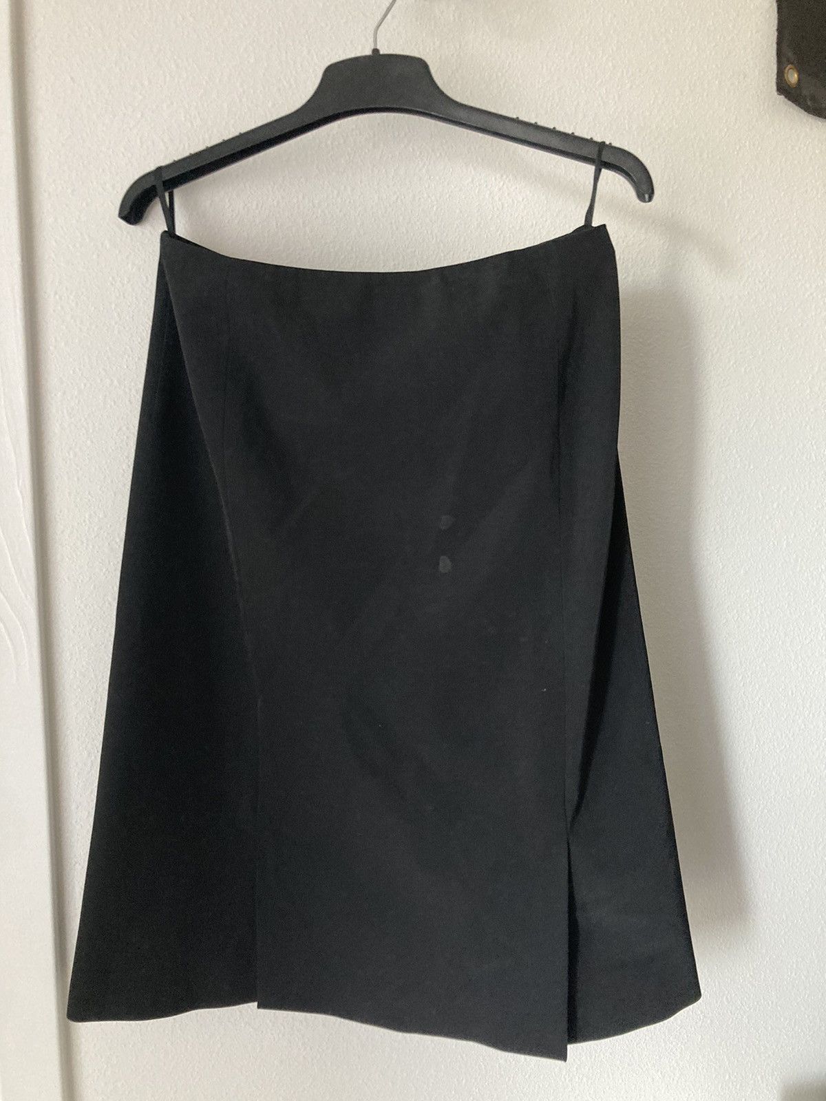 Prada Black Midi Prada Skirt Size 30" / US 8 / IT 44 - 1 Thumbnail