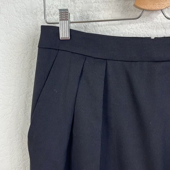 Salvatore Ferragamo Salvatore Ferragamo Pleated Trouser Side Slit Pocket Pencil Size 28" / US 6 / IT 42 - 2 Thumbnail