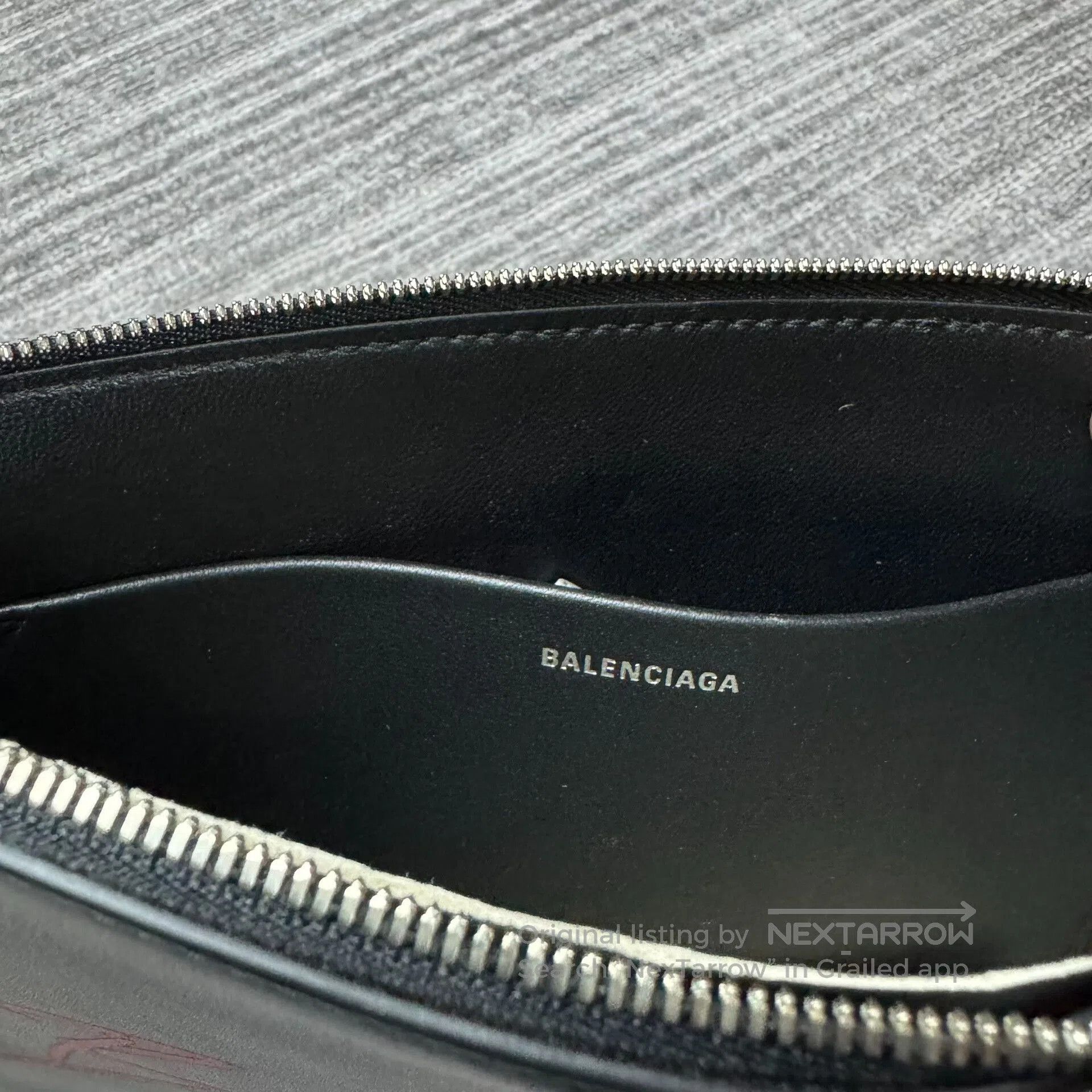 Balenciaga Balenciaga Letter Print Clutch Bag. Size ONE SIZE - 4 Thumbnail