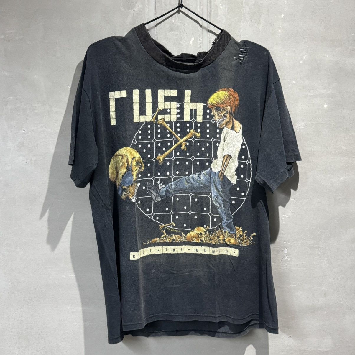 Band Tees Vintage 1991 Band Tee Rush Roll The Bones Heavily Distressed Size US L / EU 52-54 / 3 - 2 Thumbnail