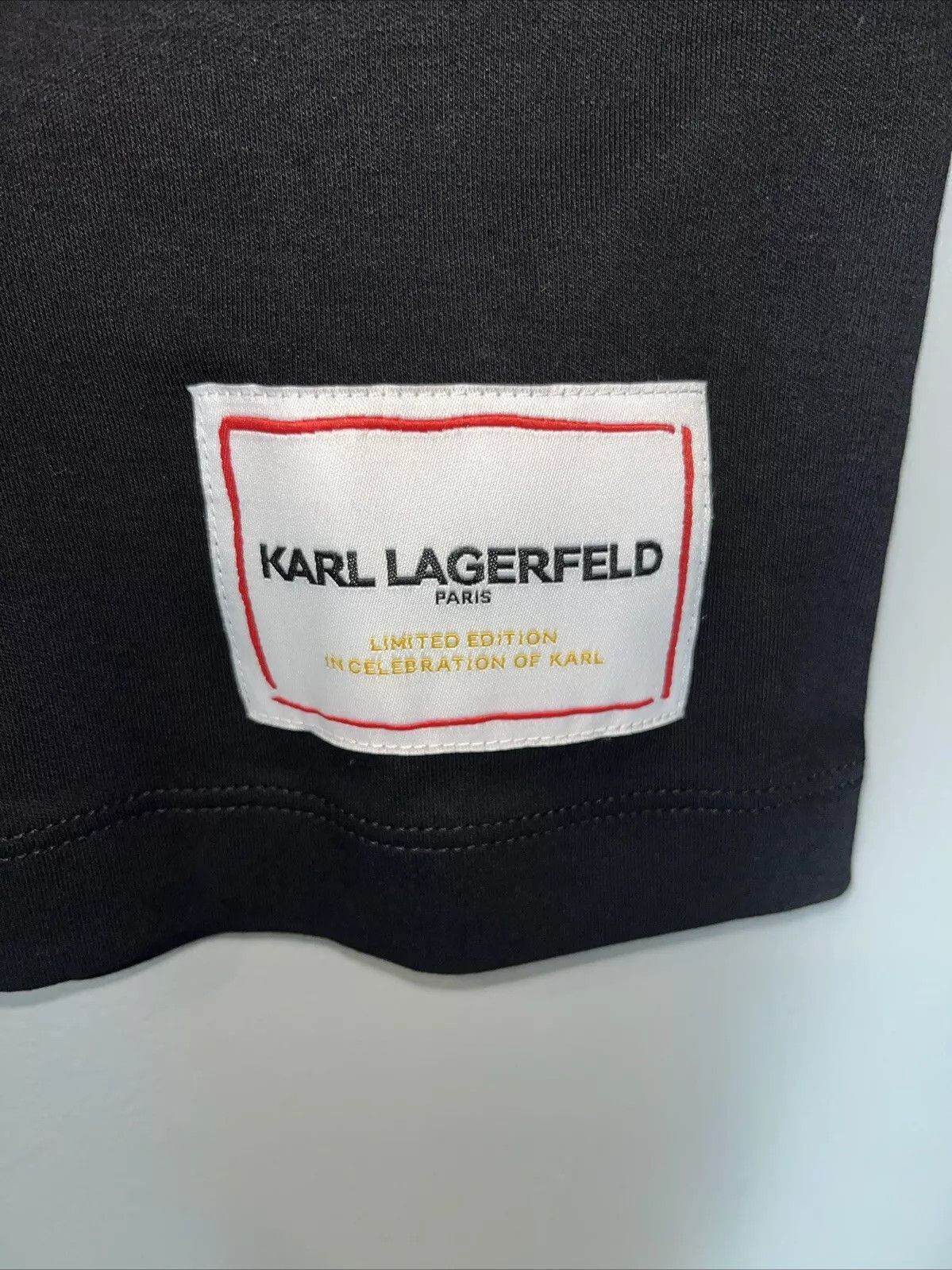 Karl Lagerfeld Karl Lagerfeld: Limited Edition Print T-Shirt (Size: M) Size US M / EU 48-50 / 2 - 2 Thumbnail