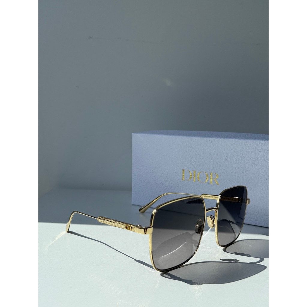 Dior NEW Dior Cannage S1U Metal Square Sunglasses in Gold Grey Size ONE SIZE - 2 Thumbnail